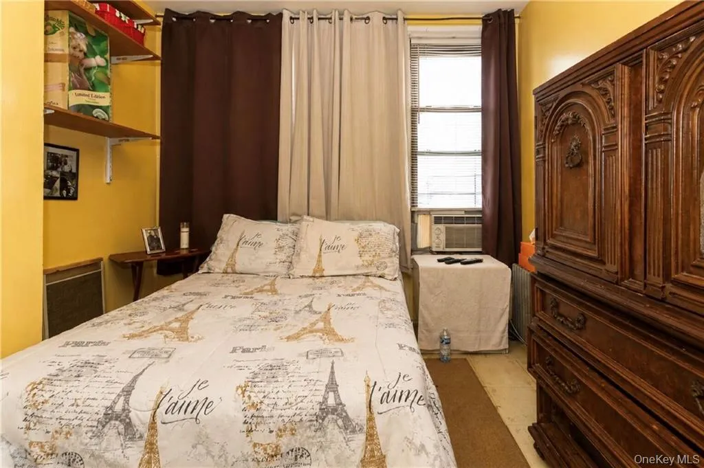 123 Milford Street, New York, NY, 3 Bedrooms Bedrooms, 6 Rooms Rooms,1 BathroomBathrooms,Residential,For Rent,Milford,0,1032959 123 Milford Street, New York, NY, 3 Bedrooms Bedrooms, 6 Rooms Rooms,1 BathroomBathrooms,Residential,For Rent,Milford,0,1032959