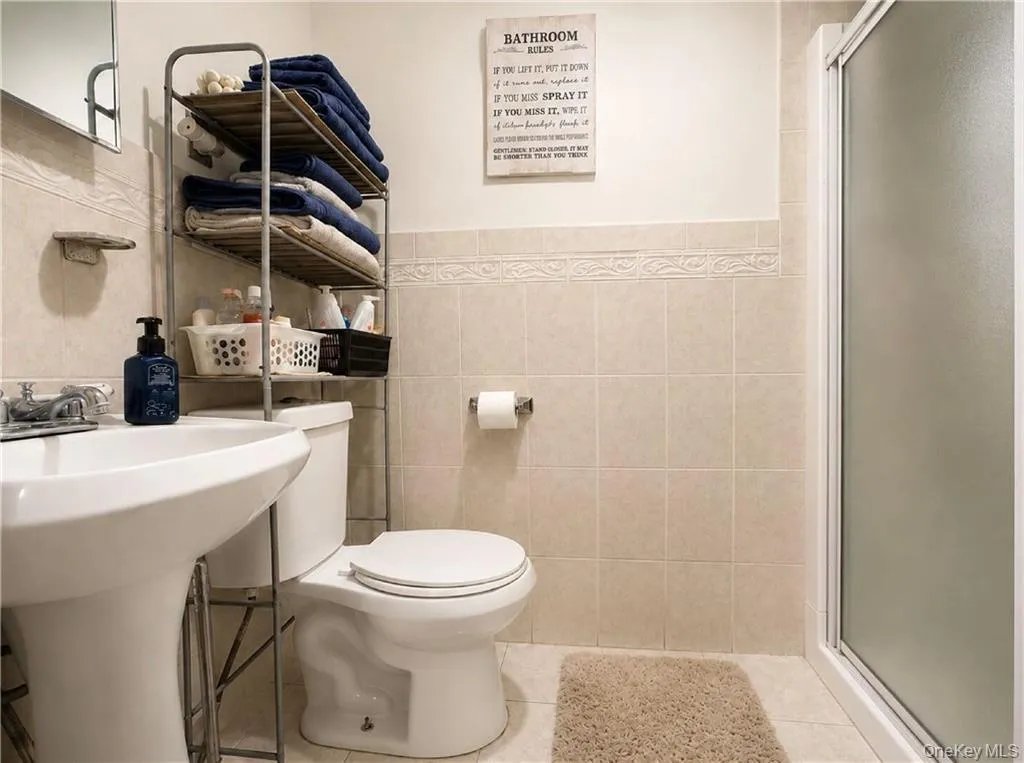 123 Milford Street, New York, NY, 3 Bedrooms Bedrooms, 6 Rooms Rooms,1 BathroomBathrooms,Residential,For Rent,Milford,0,1032959 123 Milford Street, New York, NY, 3 Bedrooms Bedrooms, 6 Rooms Rooms,1 BathroomBathrooms,Residential,For Rent,Milford,0,1032959