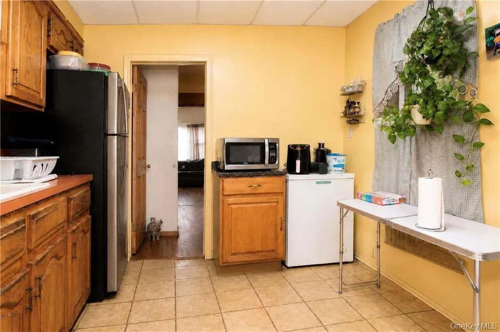 123 Milford Street, New York, NY, 3 Bedrooms Bedrooms, 6 Rooms Rooms,1 BathroomBathrooms,Residential,For Rent,Milford,0,1032959 123 Milford Street, New York, NY, 3 Bedrooms Bedrooms, 6 Rooms Rooms,1 BathroomBathrooms,Residential,For Rent,Milford,0,1032959