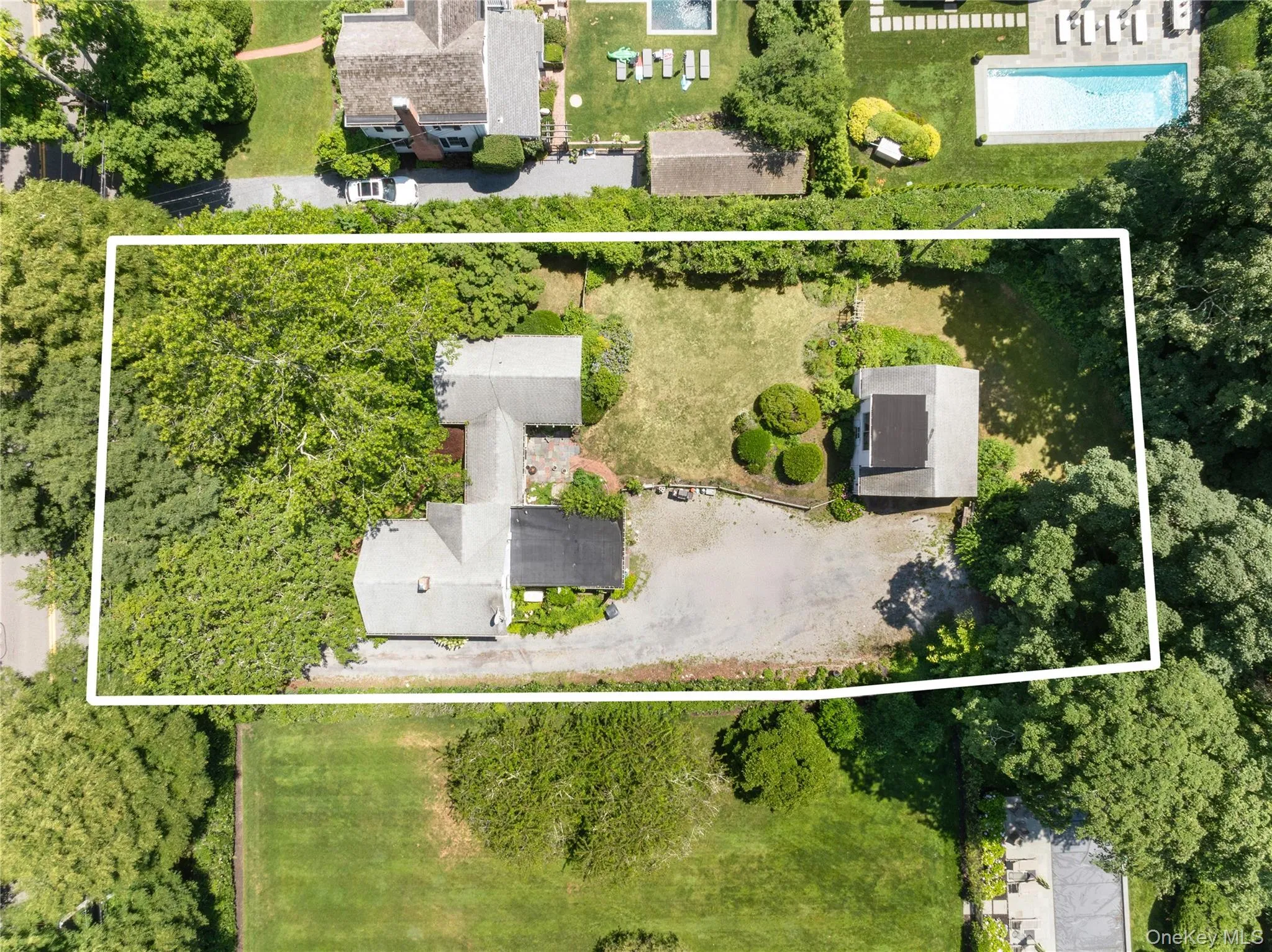 93 Buell Lane, East Hampton, NY, 4 Bedrooms Bedrooms, 10 Rooms Rooms,2 BathroomsBathrooms,Residential,For Rent,Buell,0,1032960 93 Buell Lane, East Hampton, NY, 4 Bedrooms Bedrooms, 10 Rooms Rooms,2 BathroomsBathrooms,Residential,For Rent,Buell,0,1032960