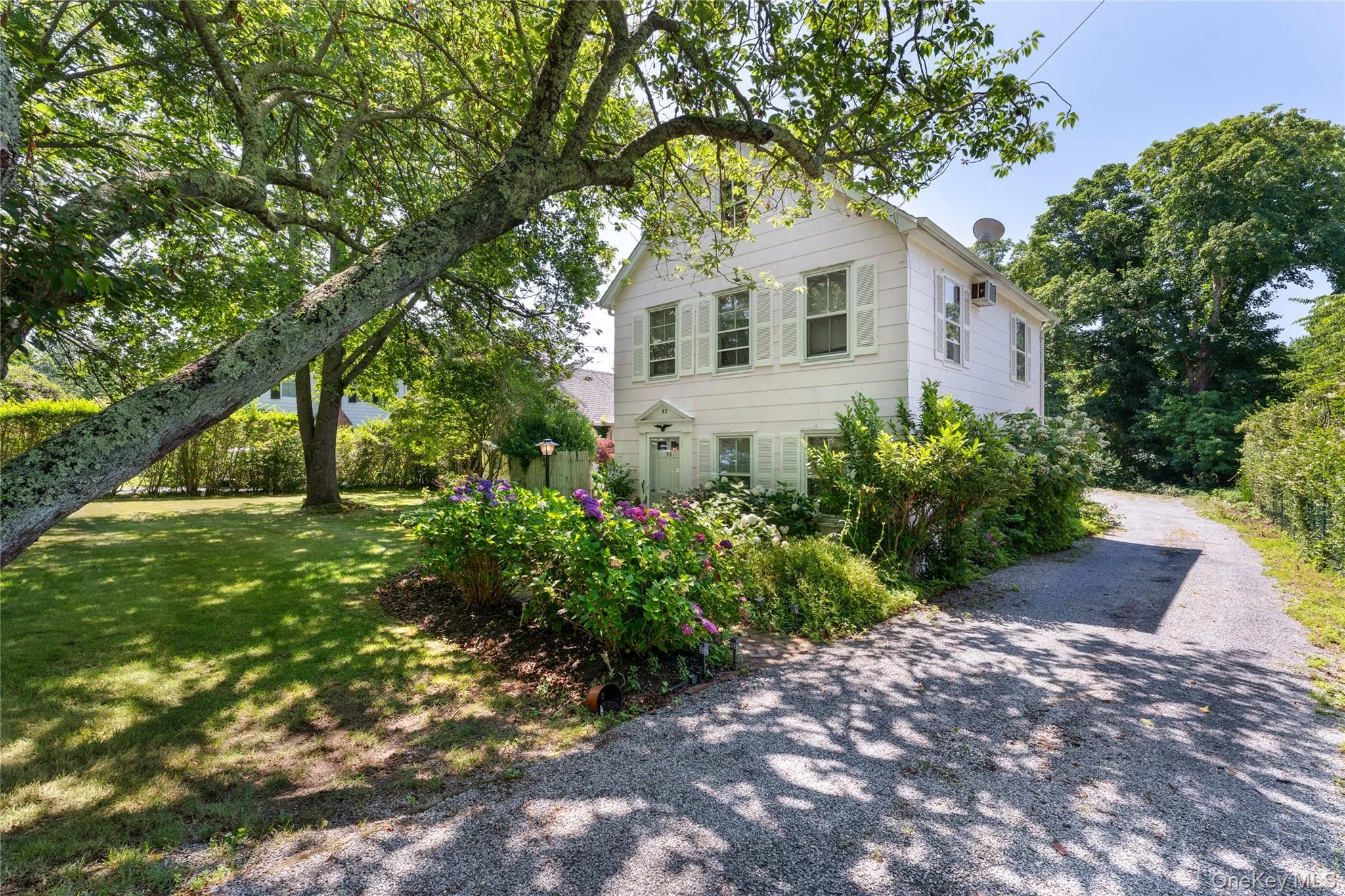 93 Buell Lane, East Hampton, NY, 4 Bedrooms Bedrooms, 10 Rooms Rooms,2 BathroomsBathrooms,Residential,For Rent,Buell,0,1032960 93 Buell Lane, East Hampton, NY, 4 Bedrooms Bedrooms, 10 Rooms Rooms,2 BathroomsBathrooms,Residential,For Rent,Buell,0,1032960