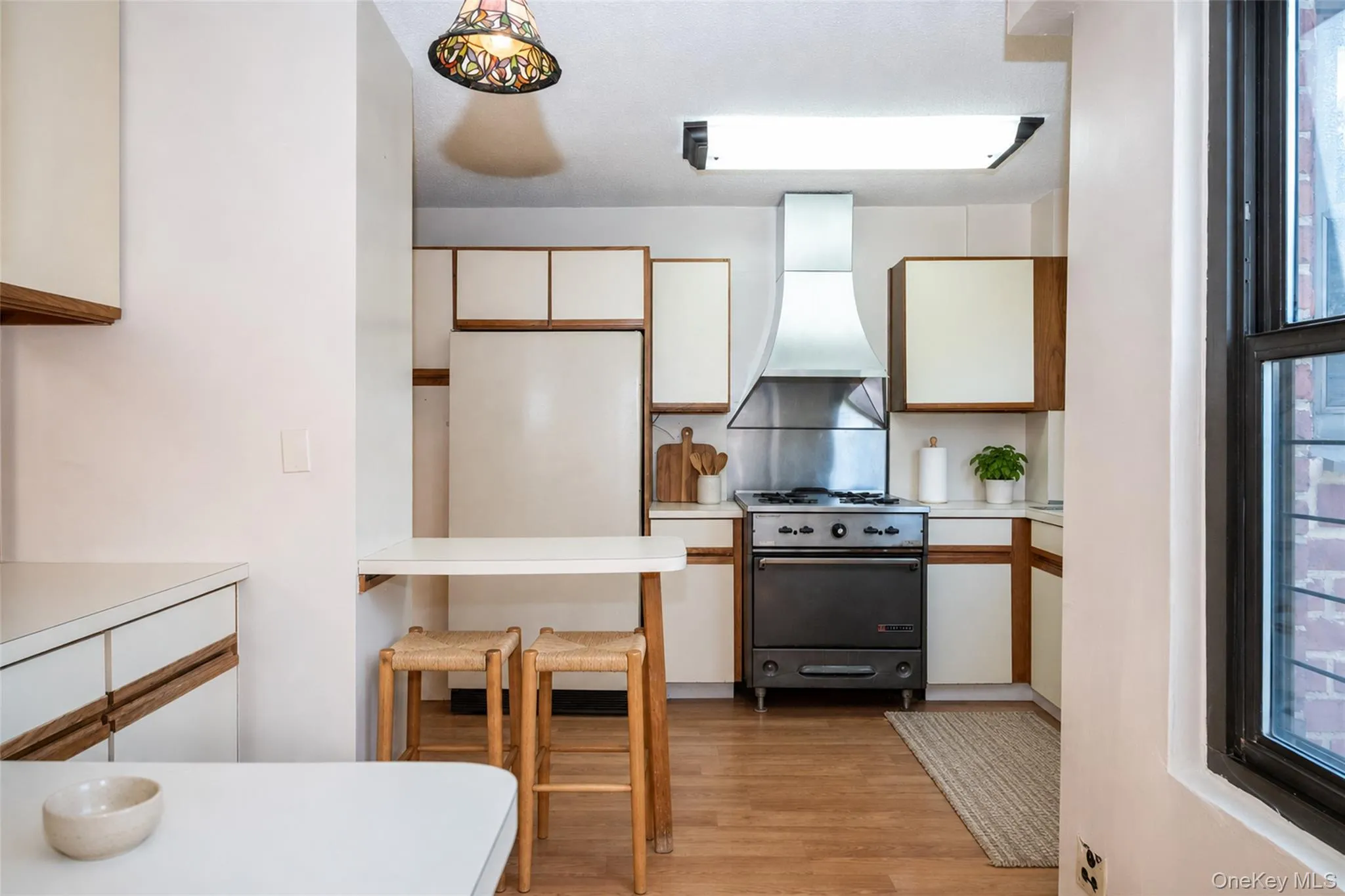 171 Pearsall Drive, Mount Vernon, NY, 2 Bedrooms Bedrooms, 5 Rooms Rooms,2 BathroomsBathrooms,Residential,For Rent,Pearsall,0,1032961 171 Pearsall Drive, Mount Vernon, NY, 2 Bedrooms Bedrooms, 5 Rooms Rooms,2 BathroomsBathrooms,Residential,For Rent,Pearsall,0,1032961