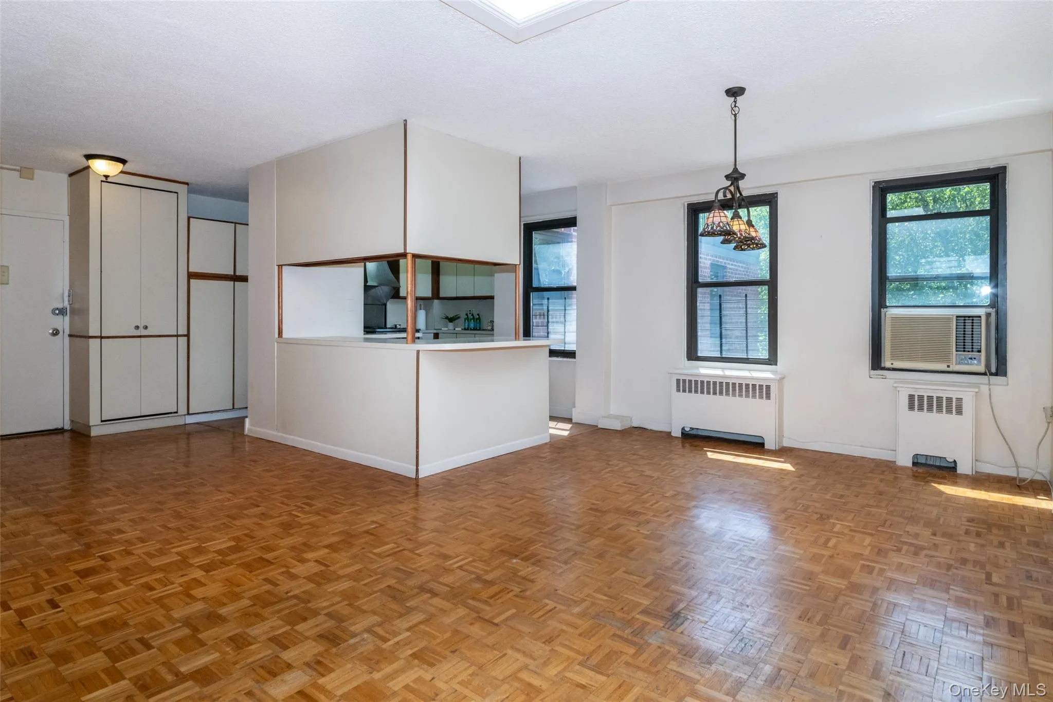171 Pearsall Drive, Mount Vernon, NY, 2 Bedrooms Bedrooms, 5 Rooms Rooms,2 BathroomsBathrooms,Residential,For Rent,Pearsall,0,1032961 171 Pearsall Drive, Mount Vernon, NY, 2 Bedrooms Bedrooms, 5 Rooms Rooms,2 BathroomsBathrooms,Residential,For Rent,Pearsall,0,1032961