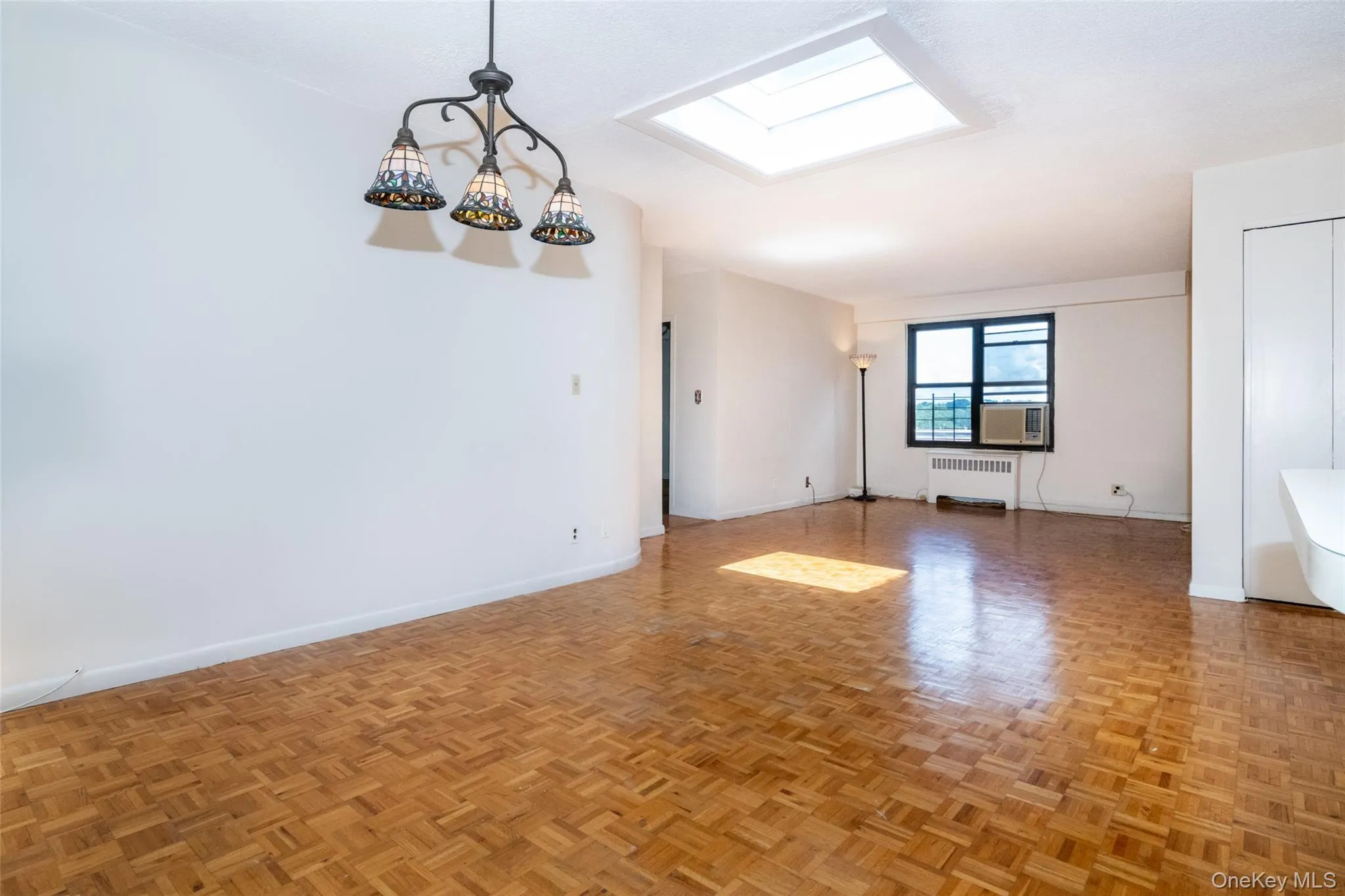 171 Pearsall Drive, Mount Vernon, NY, 2 Bedrooms Bedrooms, 5 Rooms Rooms,2 BathroomsBathrooms,Residential,For Rent,Pearsall,0,1032961 171 Pearsall Drive, Mount Vernon, NY, 2 Bedrooms Bedrooms, 5 Rooms Rooms,2 BathroomsBathrooms,Residential,For Rent,Pearsall,0,1032961