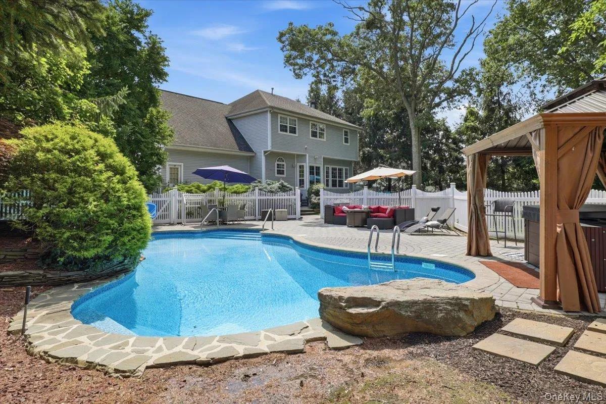 48 Province Drive, Brookhaven, NY, 5 Bedrooms Bedrooms, 15 Rooms Rooms,3 BathroomsBathrooms,Residential,For Rent,Province,0,1032962 48 Province Drive, Brookhaven, NY, 5 Bedrooms Bedrooms, 15 Rooms Rooms,3 BathroomsBathrooms,Residential,For Rent,Province,0,1032962