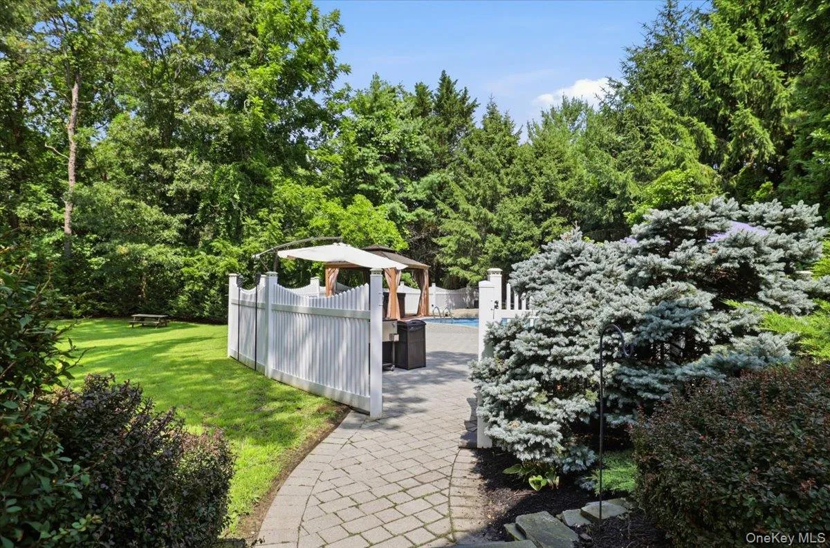48 Province Drive, Brookhaven, NY, 5 Bedrooms Bedrooms, 15 Rooms Rooms,3 BathroomsBathrooms,Residential,For Rent,Province,0,1032962 48 Province Drive, Brookhaven, NY, 5 Bedrooms Bedrooms, 15 Rooms Rooms,3 BathroomsBathrooms,Residential,For Rent,Province,0,1032962
