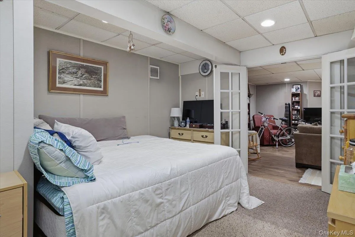 48 Province Drive, Brookhaven, NY, 5 Bedrooms Bedrooms, 15 Rooms Rooms,3 BathroomsBathrooms,Residential,For Rent,Province,0,1032962 48 Province Drive, Brookhaven, NY, 5 Bedrooms Bedrooms, 15 Rooms Rooms,3 BathroomsBathrooms,Residential,For Rent,Province,0,1032962