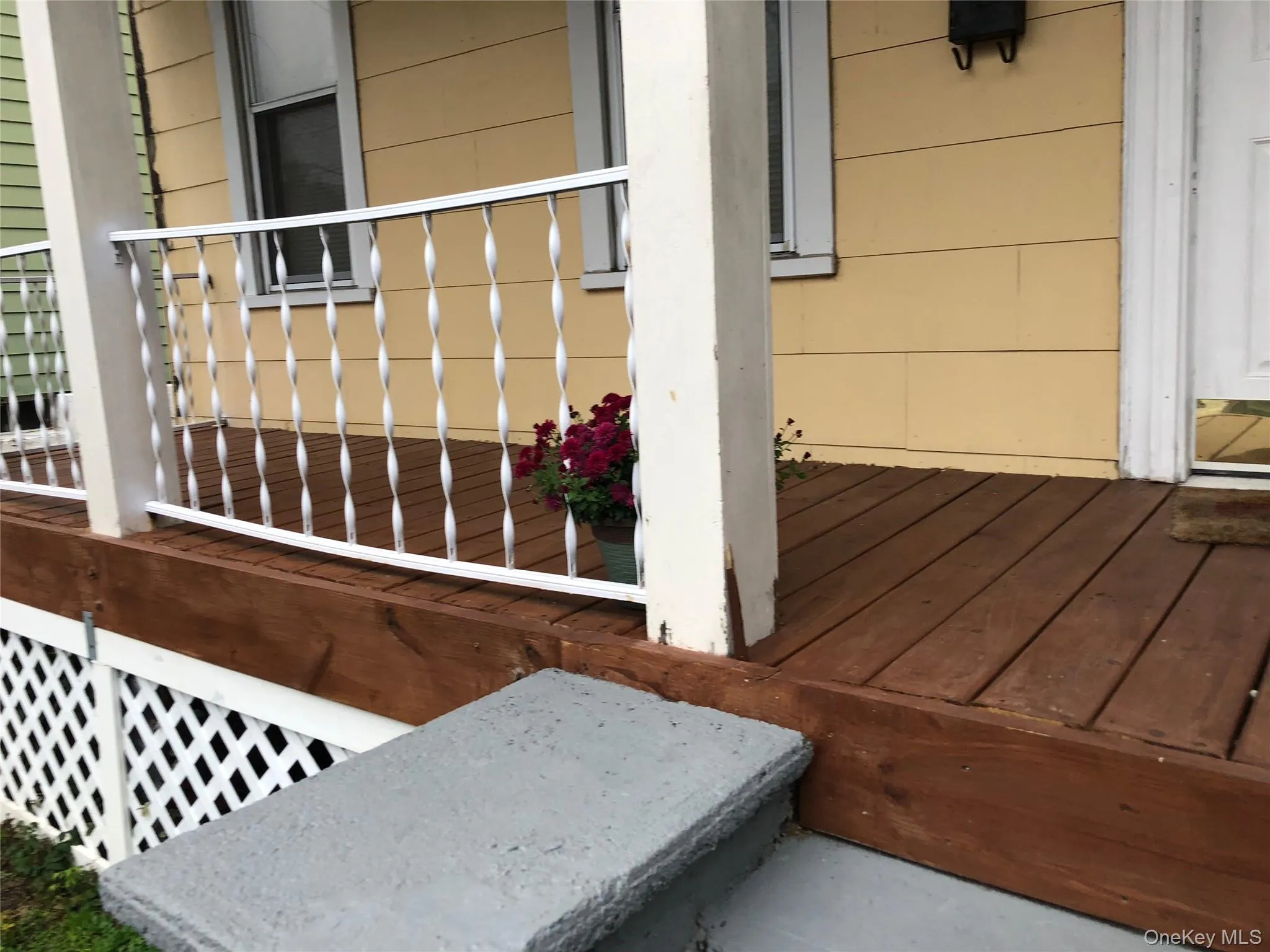 43 Broad Street, Middletown, NY, 2 Bedrooms Bedrooms, 5 Rooms Rooms,1 BathroomBathrooms,Residential Lease,For Rent,Broad,0,1032963 43 Broad Street, Middletown, NY, 2 Bedrooms Bedrooms, 5 Rooms Rooms,1 BathroomBathrooms,Residential Lease,For Rent,Broad,0,1032963
