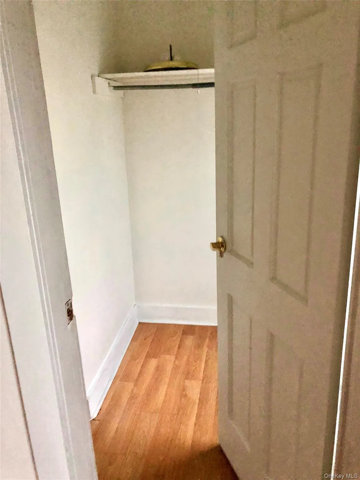 43 Broad Street, Middletown, NY, 2 Bedrooms Bedrooms, 5 Rooms Rooms,1 BathroomBathrooms,Residential Lease,For Rent,Broad,0,1032963 43 Broad Street, Middletown, NY, 2 Bedrooms Bedrooms, 5 Rooms Rooms,1 BathroomBathrooms,Residential Lease,For Rent,Broad,0,1032963