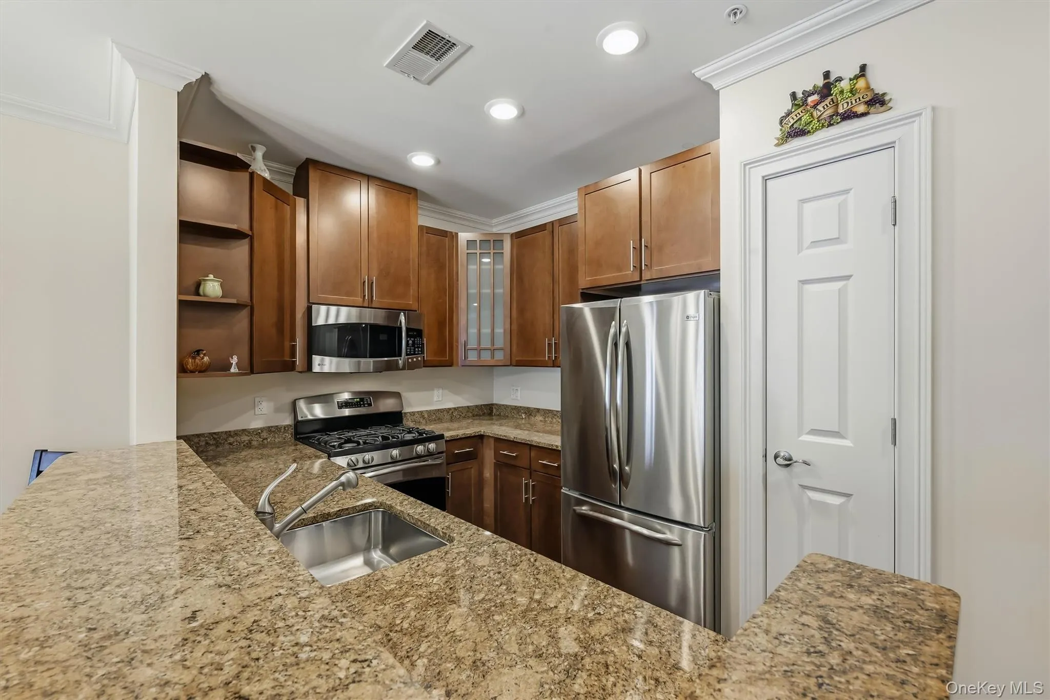 1309 Views Way, Ramapo, NY, 2 Bedrooms Bedrooms, 7 Rooms Rooms,2 BathroomsBathrooms,Residential,For Rent,Views,0,1032970 1309 Views Way, Ramapo, NY, 2 Bedrooms Bedrooms, 7 Rooms Rooms,2 BathroomsBathrooms,Residential,For Rent,Views,0,1032970