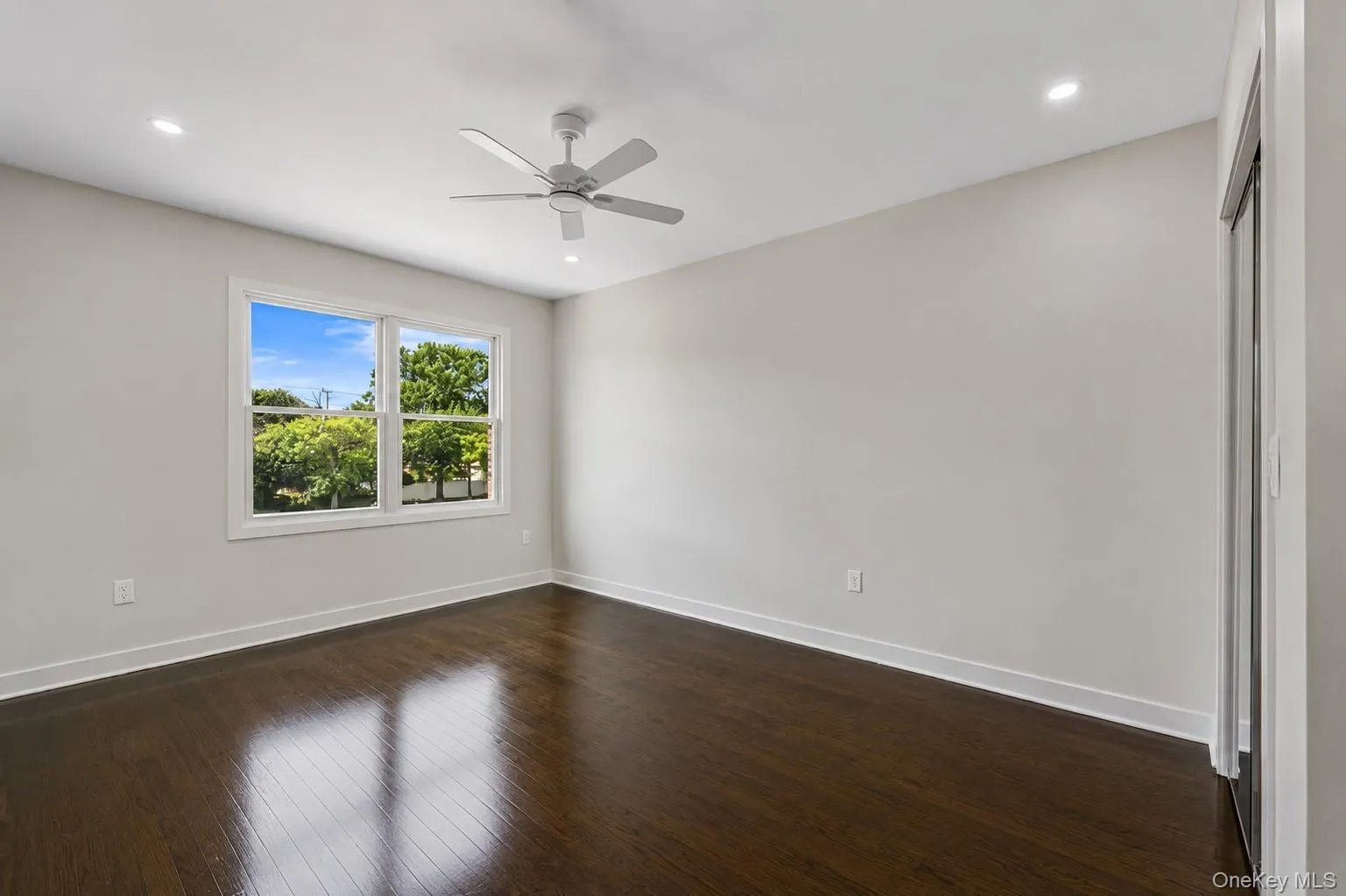 8341 Little Neck Parkway, New York, NY, 5 Bedrooms Bedrooms, 8 Rooms Rooms,4 BathroomsBathrooms,Residential,For Rent,Little Neck,0,1032975 8341 Little Neck Parkway, New York, NY, 5 Bedrooms Bedrooms, 8 Rooms Rooms,4 BathroomsBathrooms,Residential,For Rent,Little Neck,0,1032975