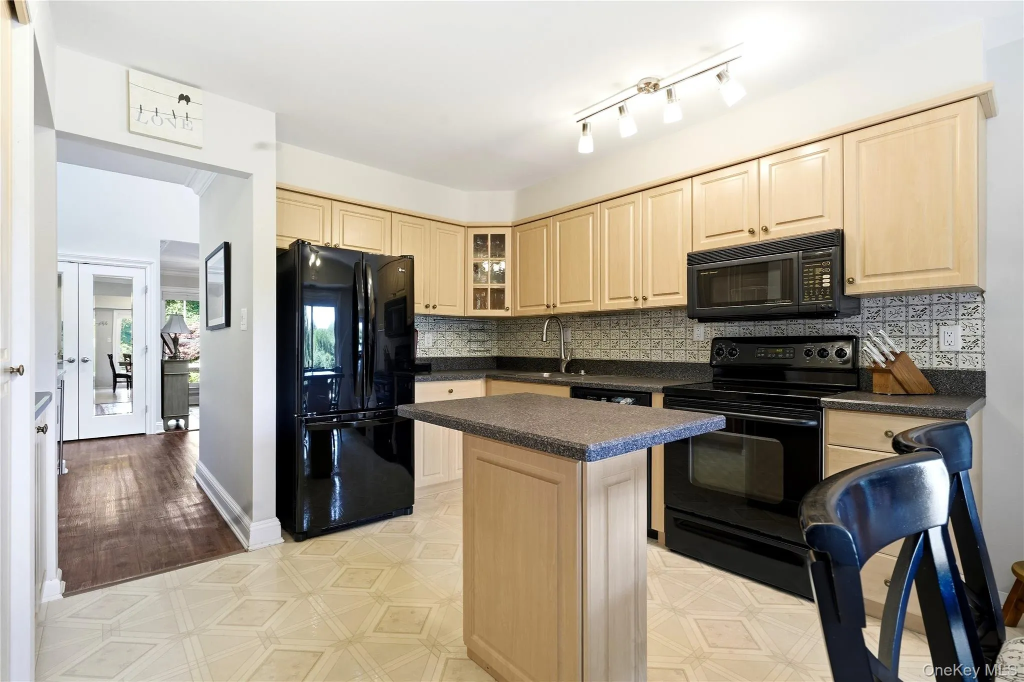 93 Boathouse Lane, Islip, NY, 2 Bedrooms Bedrooms, 6 Rooms Rooms,2 BathroomsBathrooms,Residential,For Rent,Boathouse,0,1032976 93 Boathouse Lane, Islip, NY, 2 Bedrooms Bedrooms, 6 Rooms Rooms,2 BathroomsBathrooms,Residential,For Rent,Boathouse,0,1032976