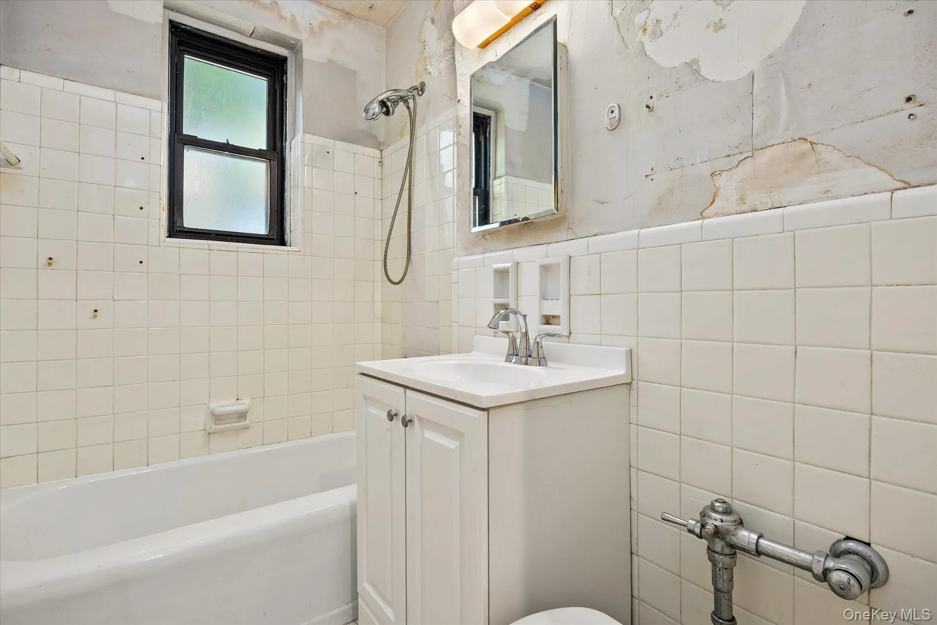 80-35 Springfield Blvd, New York, NY, 2 Bedrooms Bedrooms, 3 Rooms Rooms,2 BathroomsBathrooms,Residential,For Rent,Springfield Blvd,0,1032987 80-35 Springfield Blvd, New York, NY, 2 Bedrooms Bedrooms, 3 Rooms Rooms,2 BathroomsBathrooms,Residential,For Rent,Springfield Blvd,0,1032987