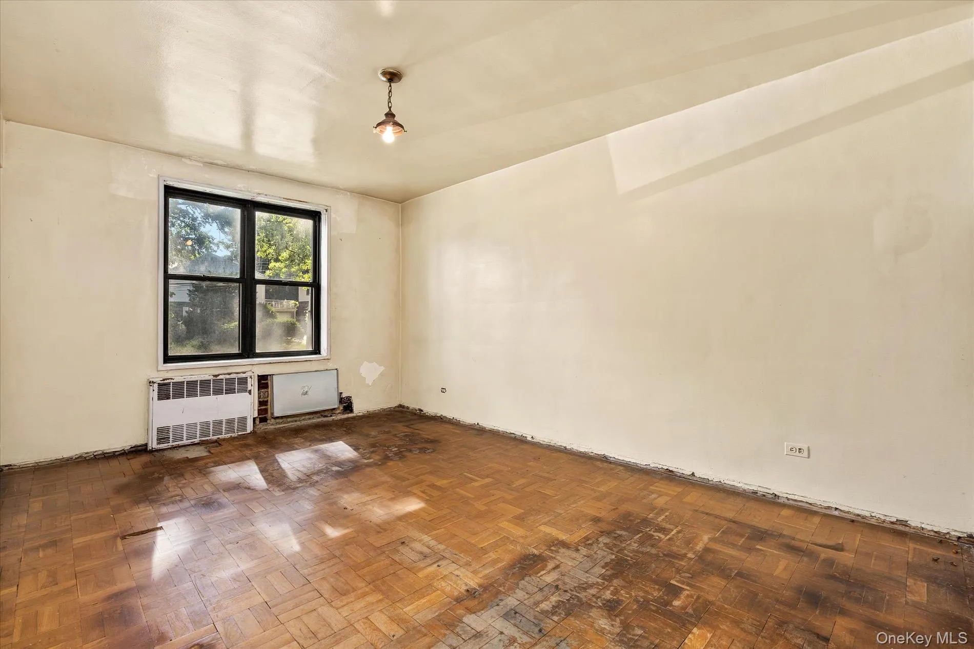 80-35 Springfield Blvd, New York, NY, 2 Bedrooms Bedrooms, 3 Rooms Rooms,2 BathroomsBathrooms,Residential,For Rent,Springfield Blvd,0,1032987 80-35 Springfield Blvd, New York, NY, 2 Bedrooms Bedrooms, 3 Rooms Rooms,2 BathroomsBathrooms,Residential,For Rent,Springfield Blvd,0,1032987