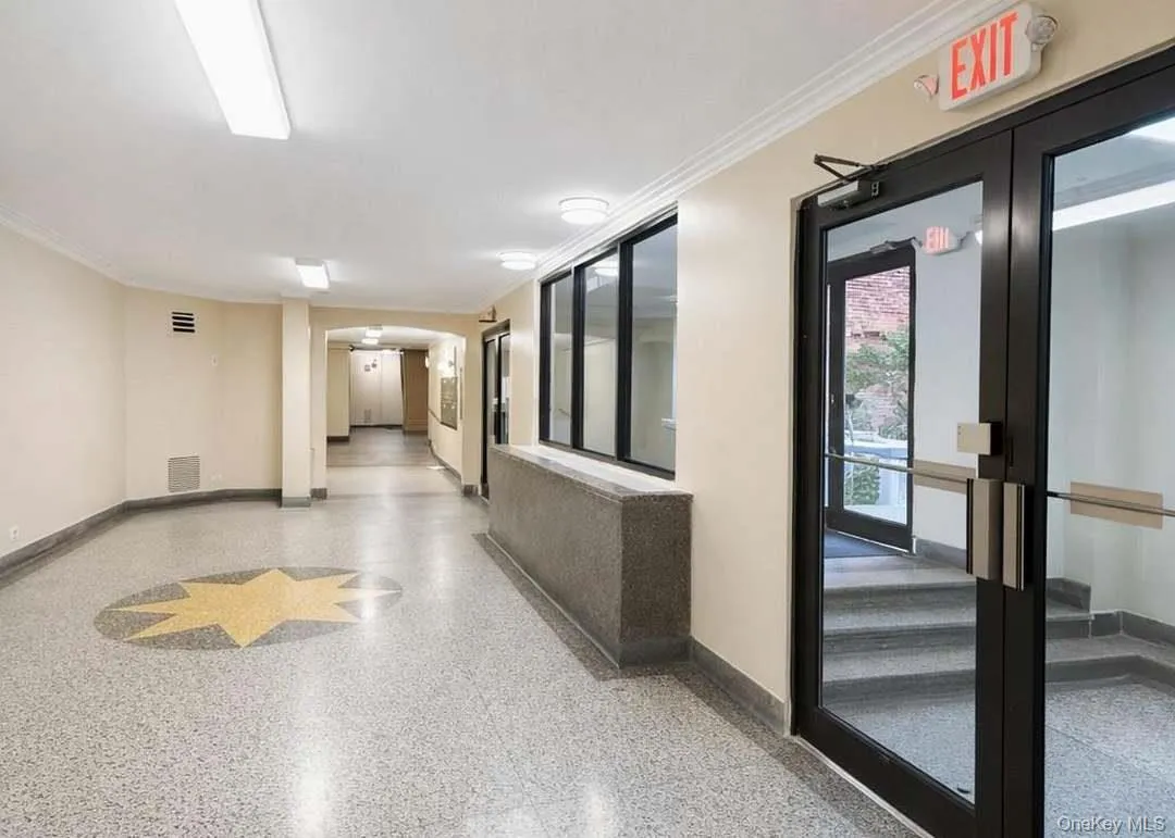 14444 41st Avenue, New York, NY, 1 Bedroom Bedrooms, 3 Rooms Rooms,1 BathroomBathrooms,Residential,For Rent,41st,0,1032992 14444 41st Avenue, New York, NY, 1 Bedroom Bedrooms, 3 Rooms Rooms,1 BathroomBathrooms,Residential,For Rent,41st,0,1032992