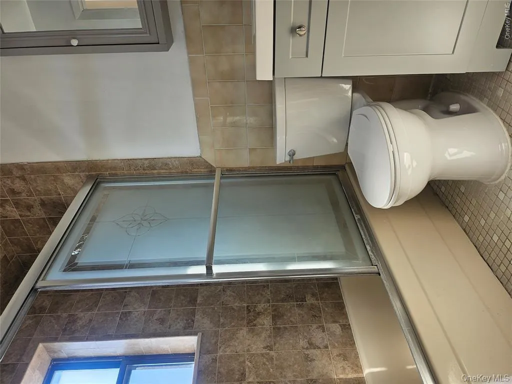39-22 211th Street, New York, NY, 4 Bedroom Bedrooms, 7 Room Rooms,2 BathroomBathrooms,Residential Lease,For Rent,211th,0,1032994 39-22 211th Street, New York, NY, 4 Bedroom Bedrooms, 7 Room Rooms,2 BathroomBathrooms,Residential Lease,For Rent,211th,0,1032994