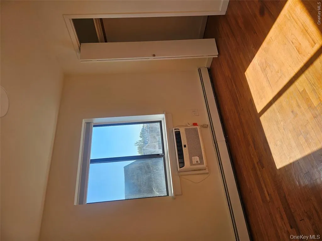 39-22 211th Street, New York, NY, 4 Bedroom Bedrooms, 7 Room Rooms,2 BathroomBathrooms,Residential Lease,For Rent,211th,0,1032994 39-22 211th Street, New York, NY, 4 Bedroom Bedrooms, 7 Room Rooms,2 BathroomBathrooms,Residential Lease,For Rent,211th,0,1032994