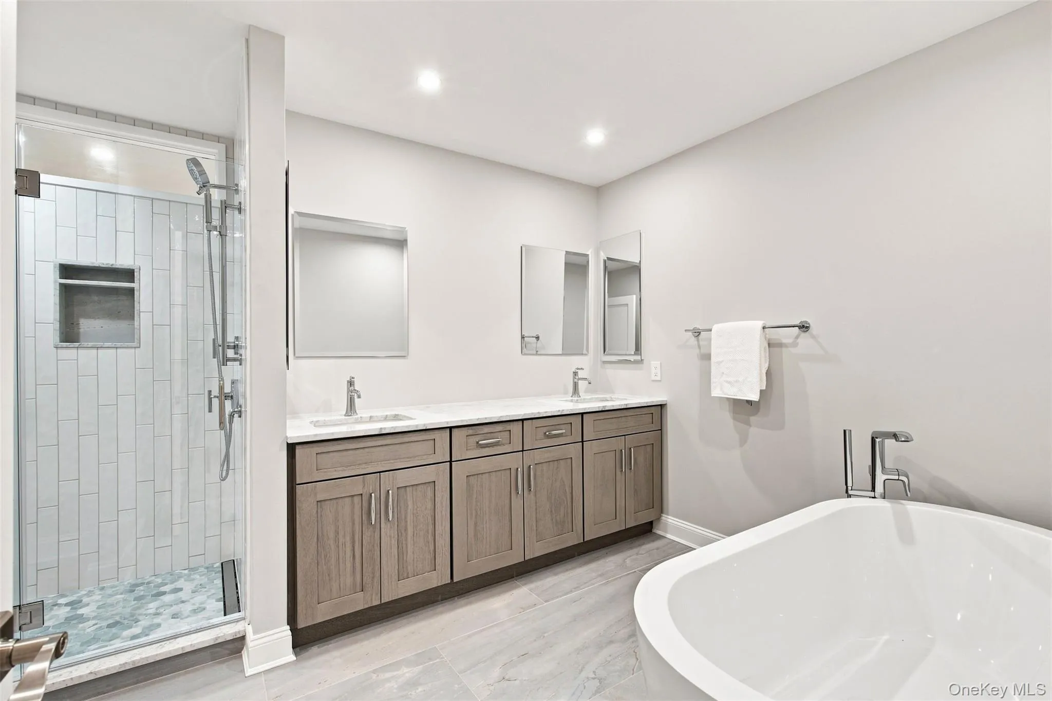 3 Willada Lane, Glen Cove, NY, 4 Bedrooms Bedrooms, 15 Rooms Rooms,3 BathroomsBathrooms,Residential,For Rent,Willada,0,1032996 3 Willada Lane, Glen Cove, NY, 4 Bedrooms Bedrooms, 15 Rooms Rooms,3 BathroomsBathrooms,Residential,For Rent,Willada,0,1032996