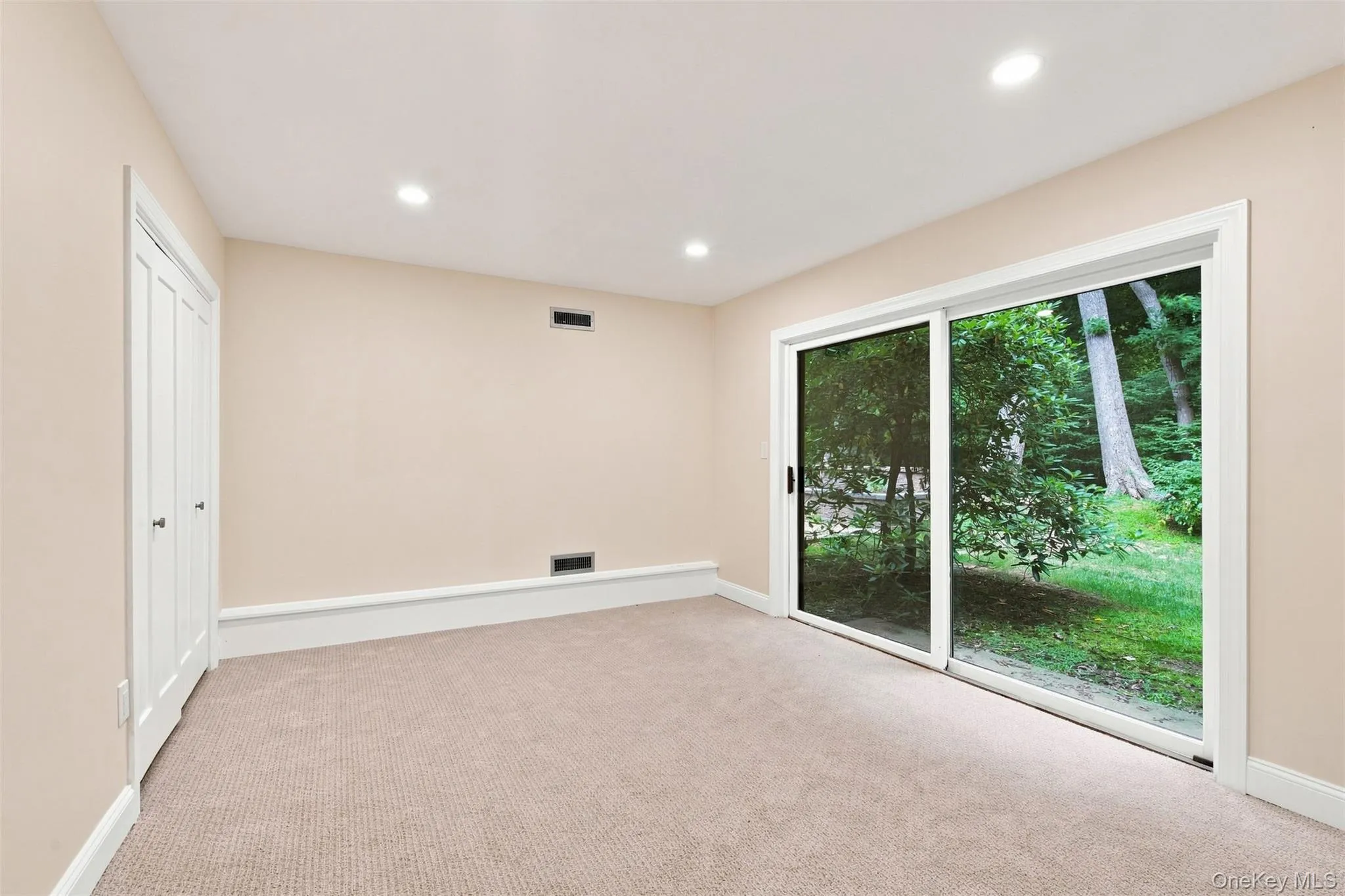 3 Willada Lane, Glen Cove, NY, 4 Bedrooms Bedrooms, 15 Rooms Rooms,3 BathroomsBathrooms,Residential,For Rent,Willada,0,1032996 3 Willada Lane, Glen Cove, NY, 4 Bedrooms Bedrooms, 15 Rooms Rooms,3 BathroomsBathrooms,Residential,For Rent,Willada,0,1032996