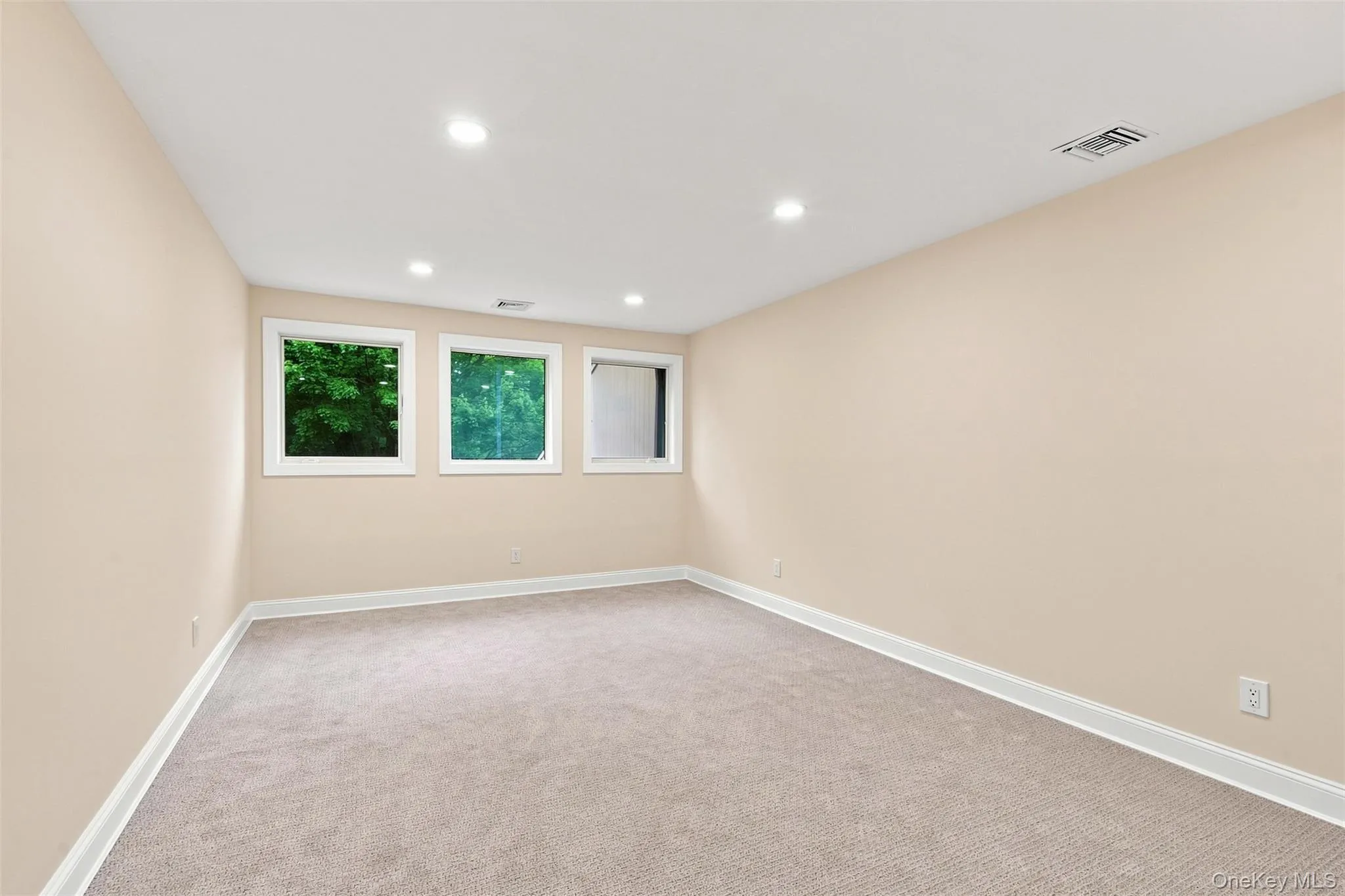 3 Willada Lane, Glen Cove, NY, 4 Bedrooms Bedrooms, 15 Rooms Rooms,3 BathroomsBathrooms,Residential,For Rent,Willada,0,1032996 3 Willada Lane, Glen Cove, NY, 4 Bedrooms Bedrooms, 15 Rooms Rooms,3 BathroomsBathrooms,Residential,For Rent,Willada,0,1032996