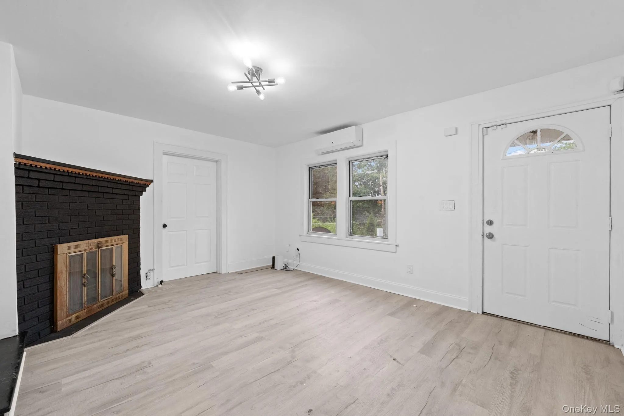 125 Caryl Avenue, Yonkers, NY, 3 Bedrooms Bedrooms, 12 Rooms Rooms,1 BathroomBathrooms,Residential,For Rent,Caryl,0,1032999 125 Caryl Avenue, Yonkers, NY, 3 Bedrooms Bedrooms, 12 Rooms Rooms,1 BathroomBathrooms,Residential,For Rent,Caryl,0,1032999