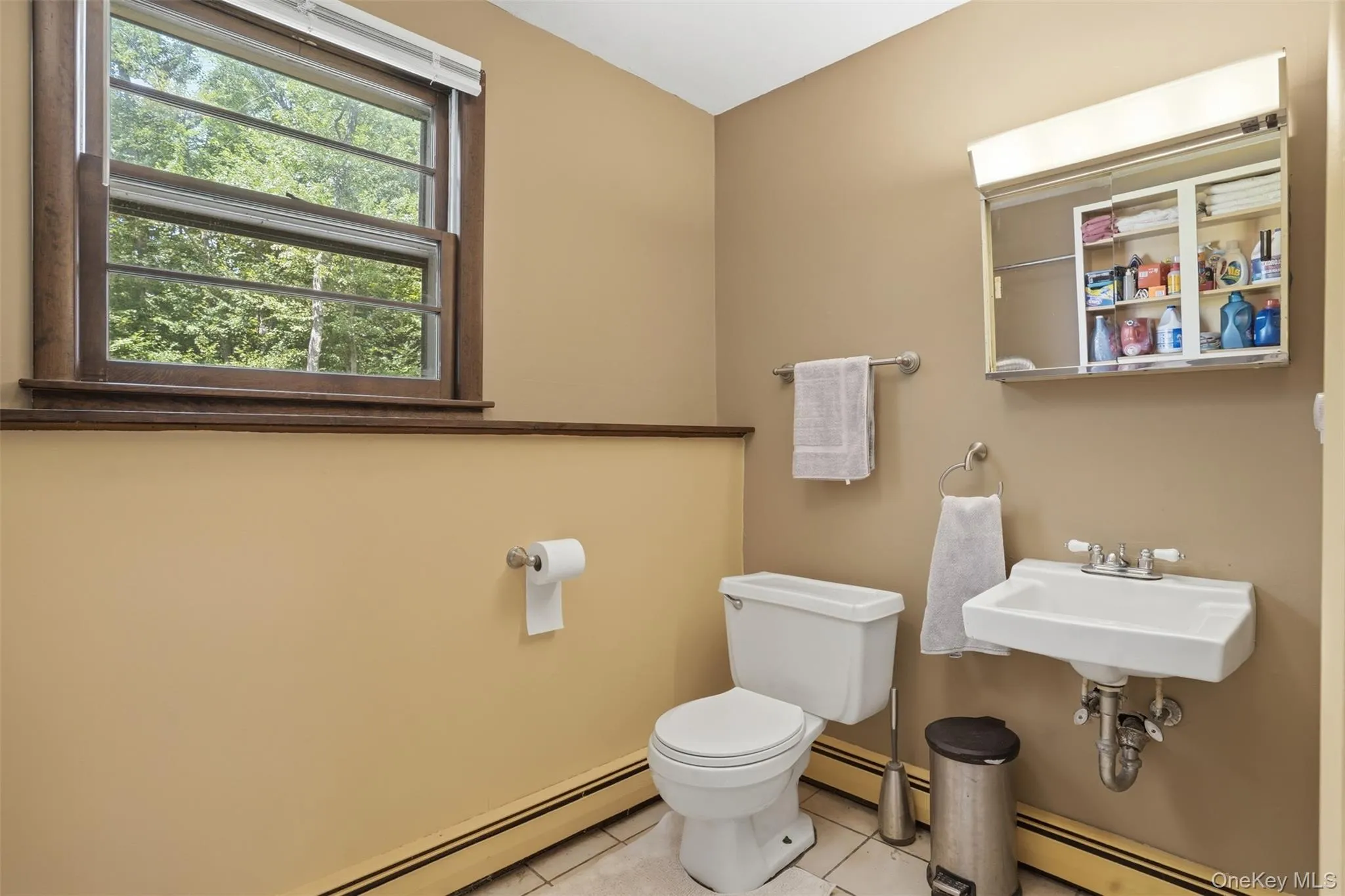 12 Talbot Drive, Pleasant Valley, NY, 3 Bedrooms Bedrooms, 7 Rooms Rooms,1 BathroomBathrooms,Residential,For Rent,Talbot,0,1033002 12 Talbot Drive, Pleasant Valley, NY, 3 Bedrooms Bedrooms, 7 Rooms Rooms,1 BathroomBathrooms,Residential,For Rent,Talbot,0,1033002