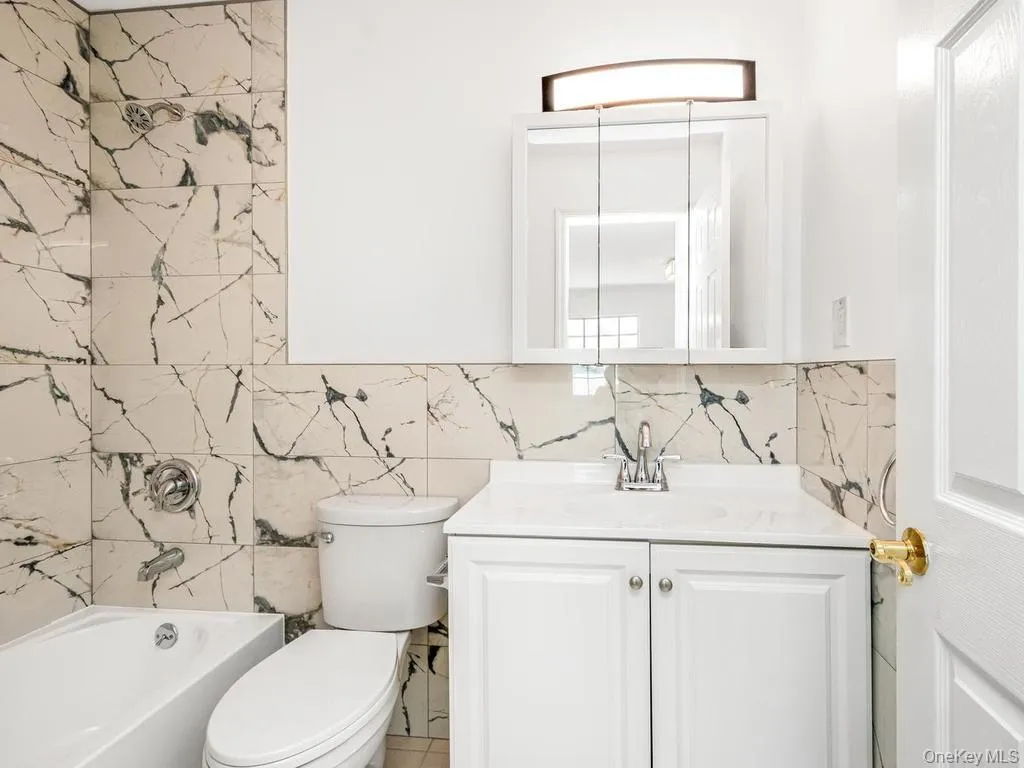 150 Surf Drive, New York, NY, 3 Bedrooms Bedrooms, 7 Rooms Rooms,2 BathroomsBathrooms,Residential,For Rent,Surf,0,1033005 150 Surf Drive, New York, NY, 3 Bedrooms Bedrooms, 7 Rooms Rooms,2 BathroomsBathrooms,Residential,For Rent,Surf,0,1033005