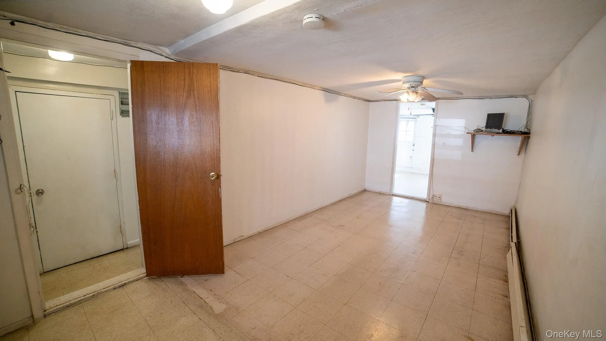 3830 Barnes Avenue, New York, NY, 4 Bedrooms Bedrooms, 7 Rooms Rooms,2 BathroomsBathrooms,Residential,For Rent,Barnes,0,1033008 3830 Barnes Avenue, New York, NY, 4 Bedrooms Bedrooms, 7 Rooms Rooms,2 BathroomsBathrooms,Residential,For Rent,Barnes,0,1033008