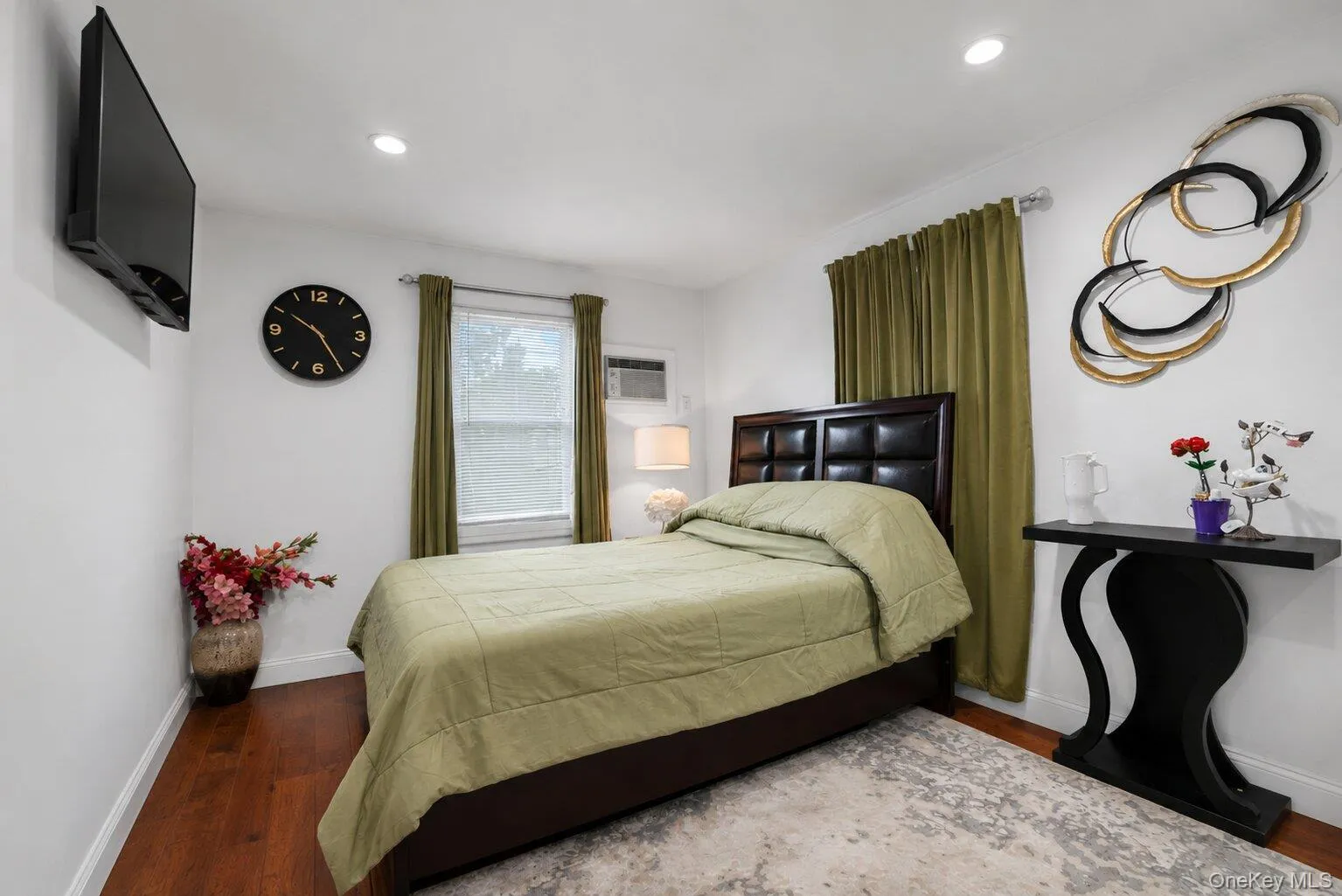 258-10 87th Road, New York, NY, 4 Bedrooms Bedrooms, 12 Rooms Rooms,3 BathroomsBathrooms,Residential,For Rent,87th,0,1033010 258-10 87th Road, New York, NY, 4 Bedrooms Bedrooms, 12 Rooms Rooms,3 BathroomsBathrooms,Residential,For Rent,87th,0,1033010