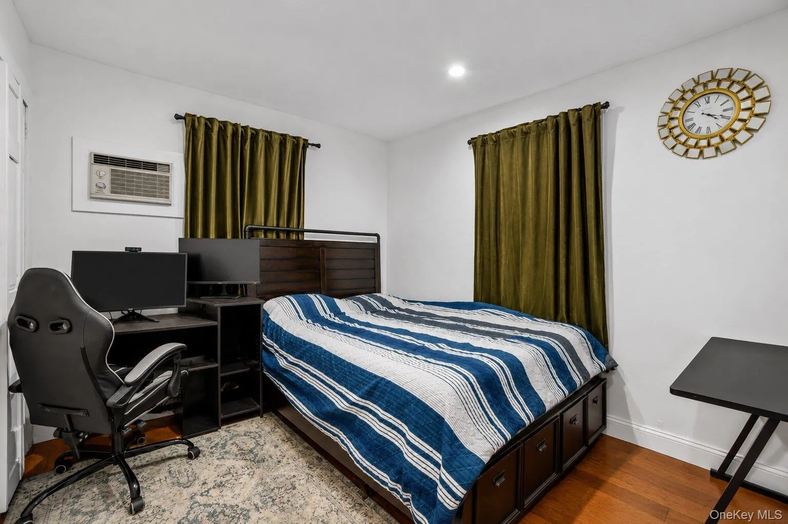 258-10 87th Road, New York, NY, 4 Bedrooms Bedrooms, 12 Rooms Rooms,3 BathroomsBathrooms,Residential,For Rent,87th,0,1033010 258-10 87th Road, New York, NY, 4 Bedrooms Bedrooms, 12 Rooms Rooms,3 BathroomsBathrooms,Residential,For Rent,87th,0,1033010