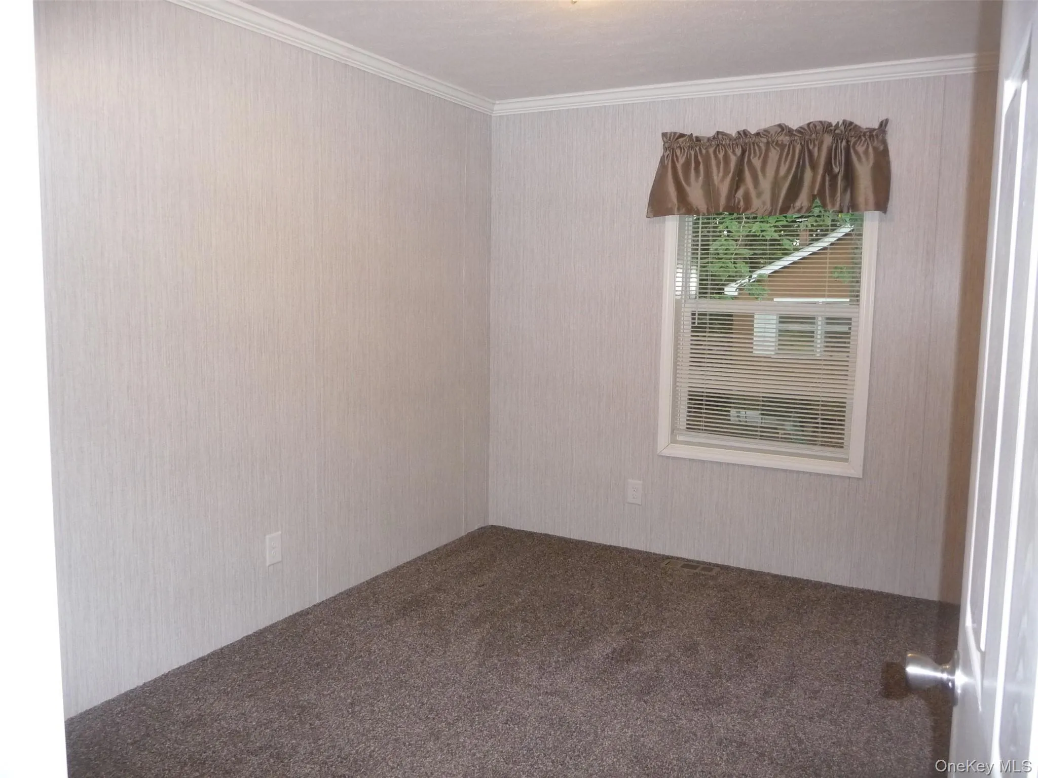 40 Fourth Street, Deerpark, NY, 3 Bedrooms Bedrooms, 7 Rooms Rooms,2 BathroomsBathrooms,Residential Lease,For Rent,Fourth,0,1033013 40 Fourth Street, Deerpark, NY, 3 Bedrooms Bedrooms, 7 Rooms Rooms,2 BathroomsBathrooms,Residential Lease,For Rent,Fourth,0,1033013