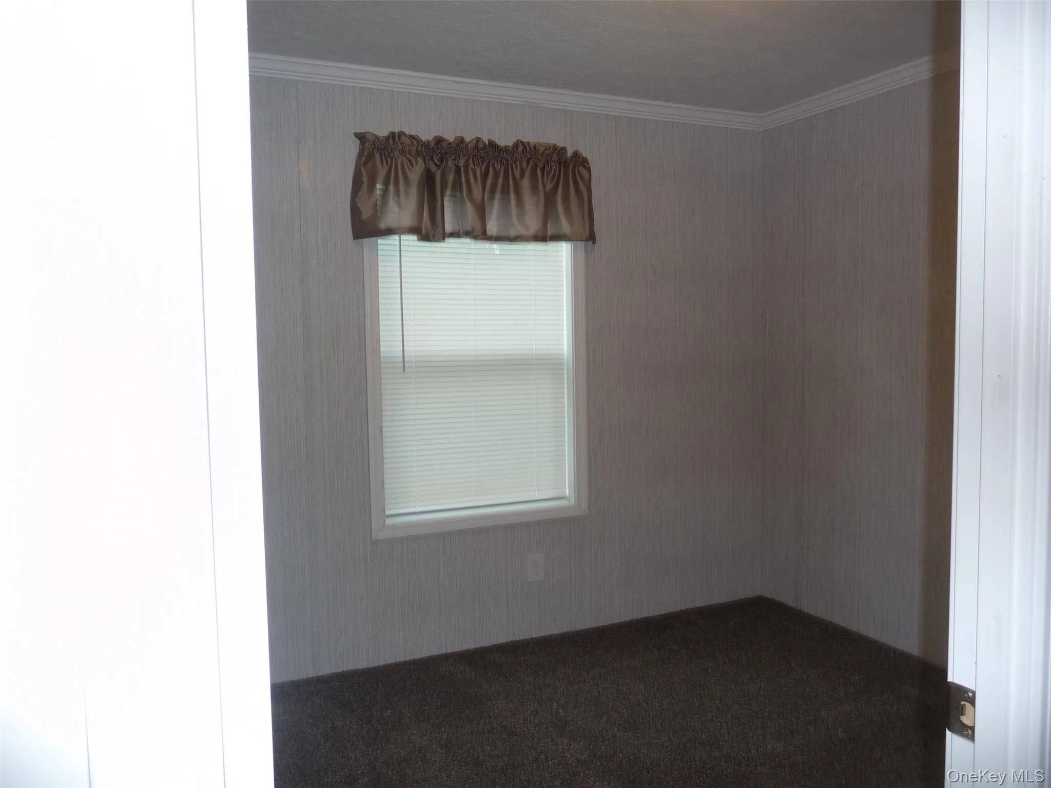 40 Fourth Street, Deerpark, NY, 3 Bedrooms Bedrooms, 7 Rooms Rooms,2 BathroomsBathrooms,Residential Lease,For Rent,Fourth,0,1033013 40 Fourth Street, Deerpark, NY, 3 Bedrooms Bedrooms, 7 Rooms Rooms,2 BathroomsBathrooms,Residential Lease,For Rent,Fourth,0,1033013