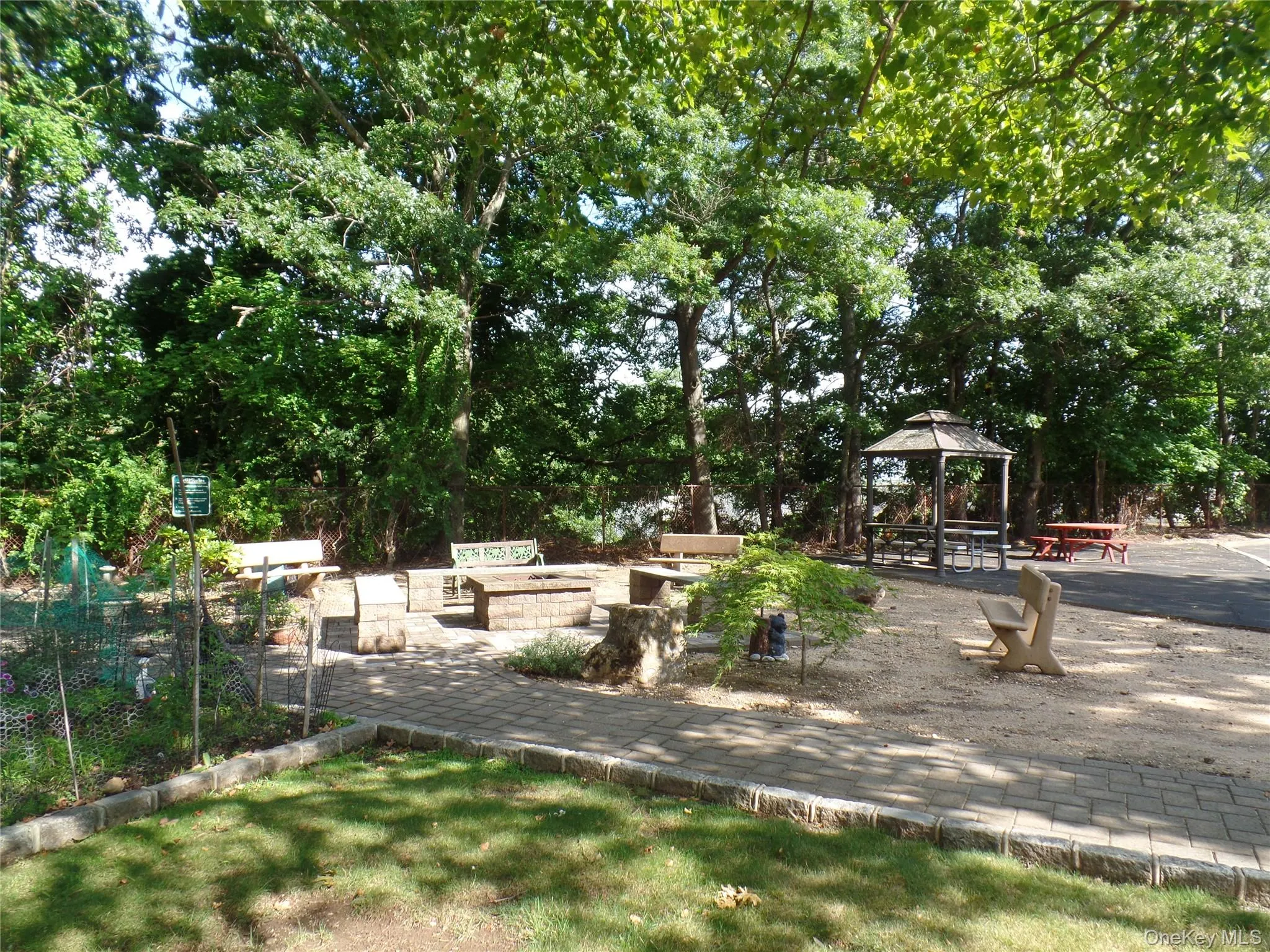 178 Jervis Avenue, Babylon, NY, 1 Bedroom Bedrooms, 4 Rooms Rooms,1 BathroomBathrooms,Residential Lease,For Rent,Jervis,0,1033016 178 Jervis Avenue, Babylon, NY, 1 Bedroom Bedrooms, 4 Rooms Rooms,1 BathroomBathrooms,Residential Lease,For Rent,Jervis,0,1033016