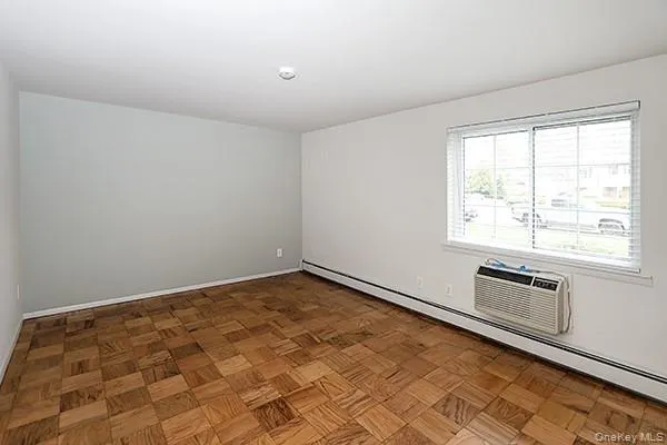 178 Jervis Avenue, Babylon, NY, 1 Bedroom Bedrooms, 4 Rooms Rooms,1 BathroomBathrooms,Residential Lease,For Rent,Jervis,0,1033016 178 Jervis Avenue, Babylon, NY, 1 Bedroom Bedrooms, 4 Rooms Rooms,1 BathroomBathrooms,Residential Lease,For Rent,Jervis,0,1033016