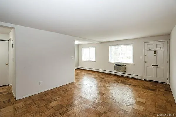 178 Jervis Avenue, Babylon, NY, 1 Bedroom Bedrooms, 4 Rooms Rooms,1 BathroomBathrooms,Residential Lease,For Rent,Jervis,0,1033016 178 Jervis Avenue, Babylon, NY, 1 Bedroom Bedrooms, 4 Rooms Rooms,1 BathroomBathrooms,Residential Lease,For Rent,Jervis,0,1033016