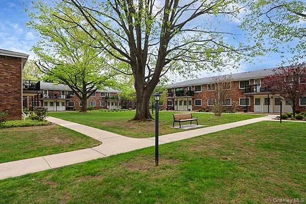 178 Jervis Avenue, Babylon, NY, 1 Bedroom Bedrooms, 4 Rooms Rooms,1 BathroomBathrooms,Residential Lease,For Rent,Jervis,0,1033016 178 Jervis Avenue, Babylon, NY, 1 Bedroom Bedrooms, 4 Rooms Rooms,1 BathroomBathrooms,Residential Lease,For Rent,Jervis,0,1033016