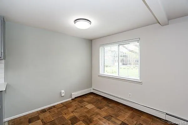 178 Jervis Avenue, Babylon, NY, 1 Bedroom Bedrooms, 4 Rooms Rooms,1 BathroomBathrooms,Residential Lease,For Rent,Jervis,0,1033016 178 Jervis Avenue, Babylon, NY, 1 Bedroom Bedrooms, 4 Rooms Rooms,1 BathroomBathrooms,Residential Lease,For Rent,Jervis,0,1033016