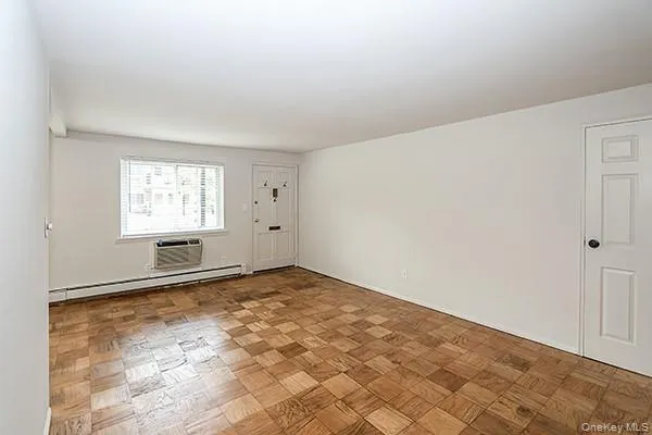 178 Jervis Avenue, Babylon, NY, 1 Bedroom Bedrooms, 4 Rooms Rooms,1 BathroomBathrooms,Residential Lease,For Rent,Jervis,0,1033016 178 Jervis Avenue, Babylon, NY, 1 Bedroom Bedrooms, 4 Rooms Rooms,1 BathroomBathrooms,Residential Lease,For Rent,Jervis,0,1033016
