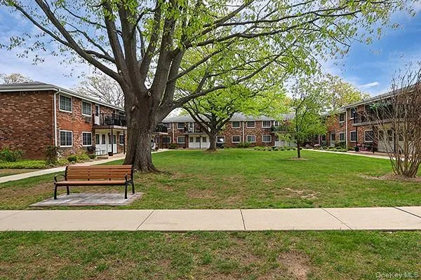 178 Jervis Avenue, Babylon, NY, 1 Bedroom Bedrooms, 4 Rooms Rooms,1 BathroomBathrooms,Residential Lease,For Rent,Jervis,0,1033016 178 Jervis Avenue, Babylon, NY, 1 Bedroom Bedrooms, 4 Rooms Rooms,1 BathroomBathrooms,Residential Lease,For Rent,Jervis,0,1033016