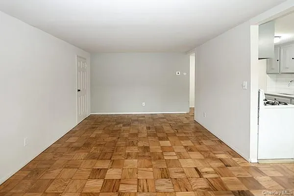178 Jervis Avenue, Babylon, NY, 1 Bedroom Bedrooms, 4 Rooms Rooms,1 BathroomBathrooms,Residential Lease,For Rent,Jervis,0,1033016 178 Jervis Avenue, Babylon, NY, 1 Bedroom Bedrooms, 4 Rooms Rooms,1 BathroomBathrooms,Residential Lease,For Rent,Jervis,0,1033016