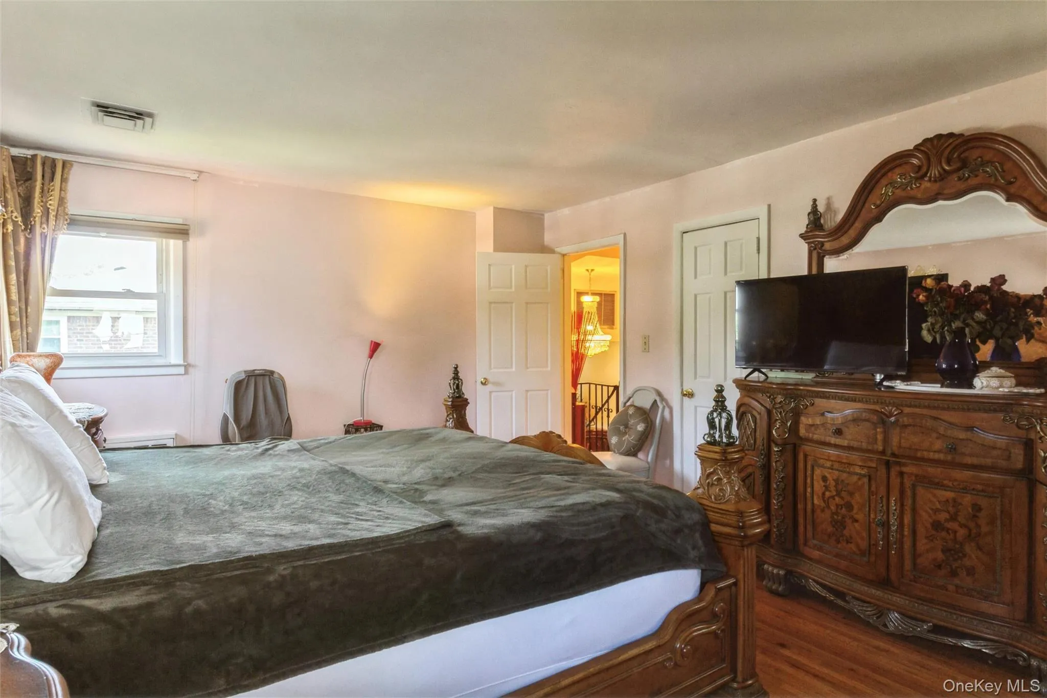 786 Carl Avenue, Hempstead, NY, 4 Bedrooms Bedrooms, 11 Rooms Rooms,2 BathroomsBathrooms,Residential,For Rent,Carl,0,1033017 786 Carl Avenue, Hempstead, NY, 4 Bedrooms Bedrooms, 11 Rooms Rooms,2 BathroomsBathrooms,Residential,For Rent,Carl,0,1033017