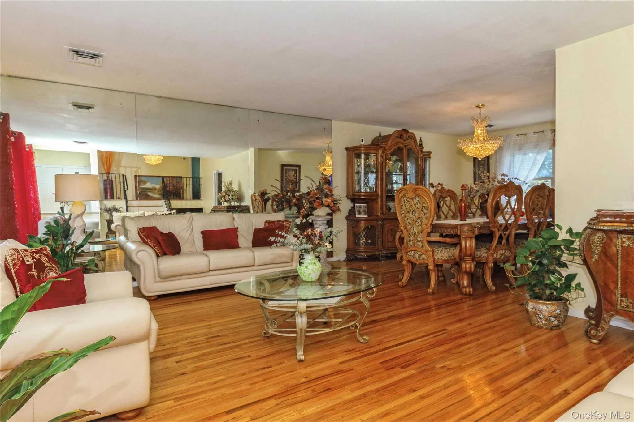 786 Carl Avenue, Hempstead, NY, 4 Bedrooms Bedrooms, 11 Rooms Rooms,2 BathroomsBathrooms,Residential,For Rent,Carl,0,1033017 786 Carl Avenue, Hempstead, NY, 4 Bedrooms Bedrooms, 11 Rooms Rooms,2 BathroomsBathrooms,Residential,For Rent,Carl,0,1033017