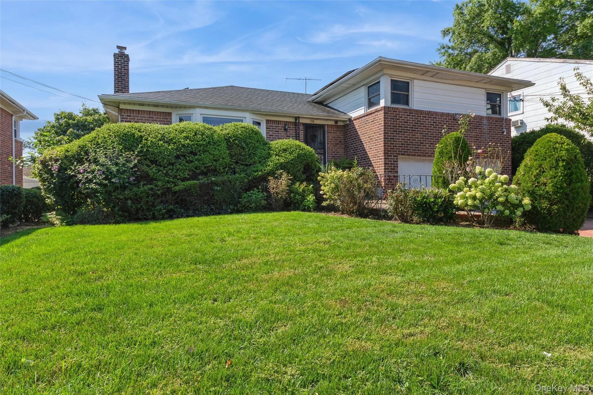 786 Carl Avenue, Hempstead, NY, 4 Bedrooms Bedrooms, 11 Rooms Rooms,2 BathroomsBathrooms,Residential,For Rent,Carl,0,1033017 786 Carl Avenue, Hempstead, NY, 4 Bedrooms Bedrooms, 11 Rooms Rooms,2 BathroomsBathrooms,Residential,For Rent,Carl,0,1033017