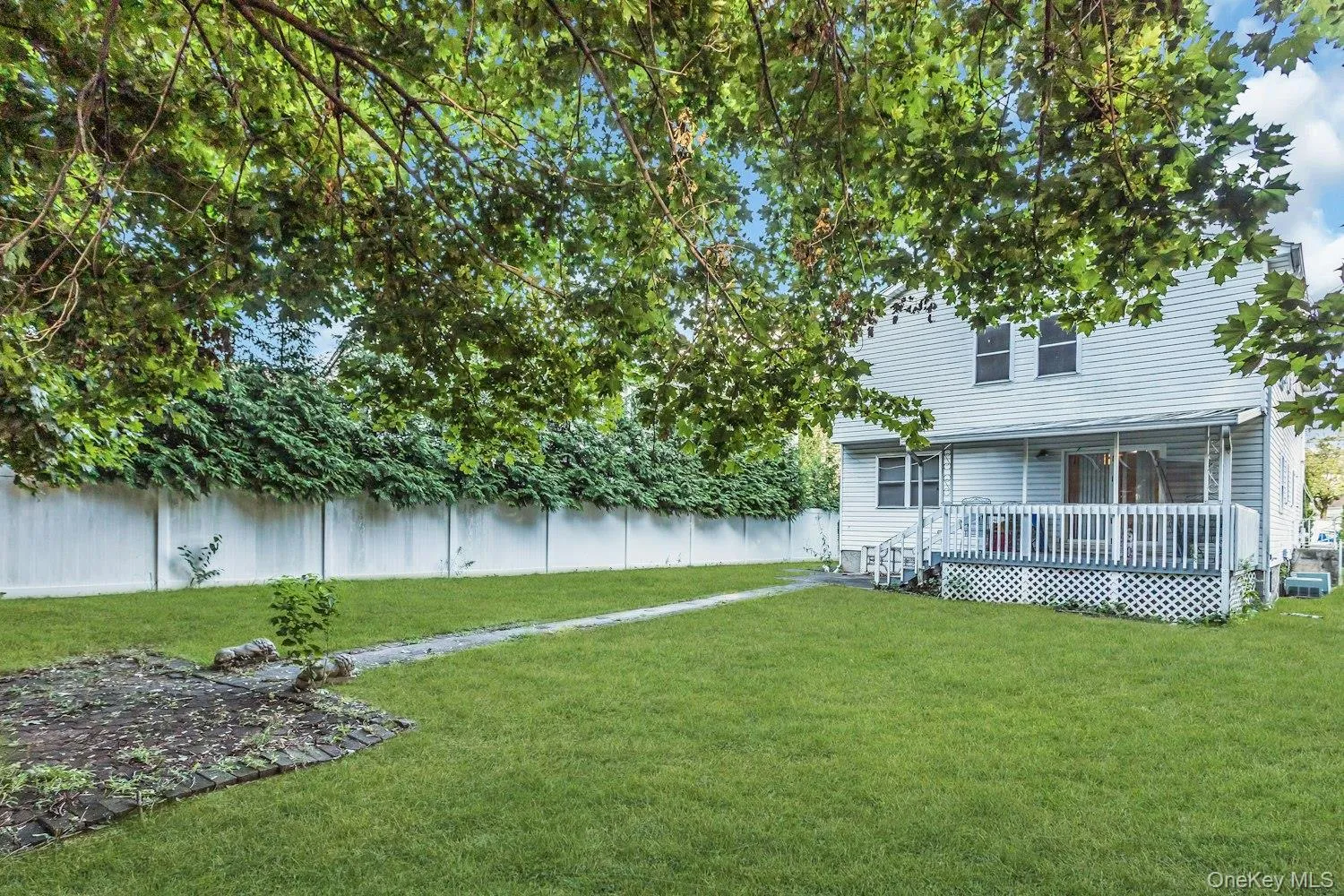 356 Woodfield Road, Hempstead, NY, 4 Bedrooms Bedrooms, 9 Rooms Rooms,4 BathroomsBathrooms,Residential,For Rent,Woodfield,0,1033019 356 Woodfield Road, Hempstead, NY, 4 Bedrooms Bedrooms, 9 Rooms Rooms,4 BathroomsBathrooms,Residential,For Rent,Woodfield,0,1033019