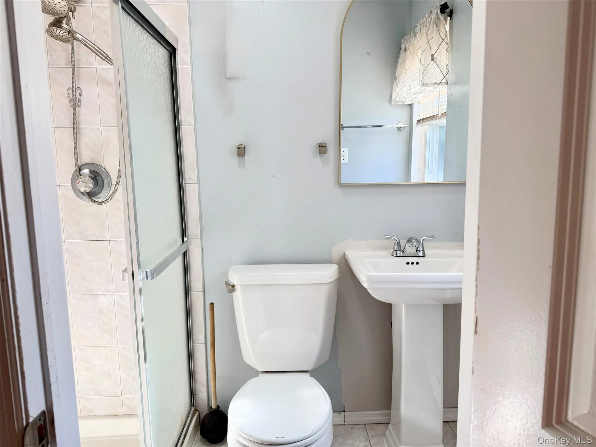 356 Woodfield Road, Hempstead, NY, 7 Bedrooms Bedrooms, 12 Rooms Rooms,4 BathroomsBathrooms,Residential,For Rent,Woodfield,0,1033019 356 Woodfield Road, Hempstead, NY, 7 Bedrooms Bedrooms, 12 Rooms Rooms,4 BathroomsBathrooms,Residential,For Rent,Woodfield,0,1033019