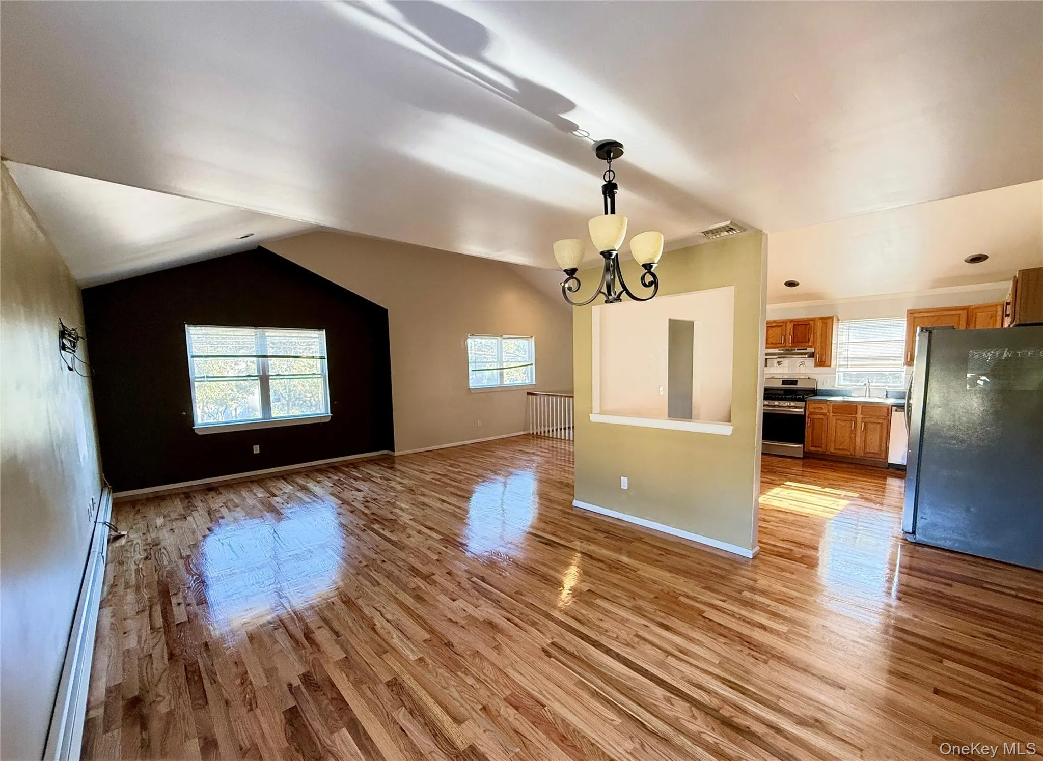 356 Woodfield Road, Hempstead, NY, 7 Bedrooms Bedrooms, 12 Rooms Rooms,4 BathroomsBathrooms,Residential,For Rent,Woodfield,0,1033019 356 Woodfield Road, Hempstead, NY, 7 Bedrooms Bedrooms, 12 Rooms Rooms,4 BathroomsBathrooms,Residential,For Rent,Woodfield,0,1033019