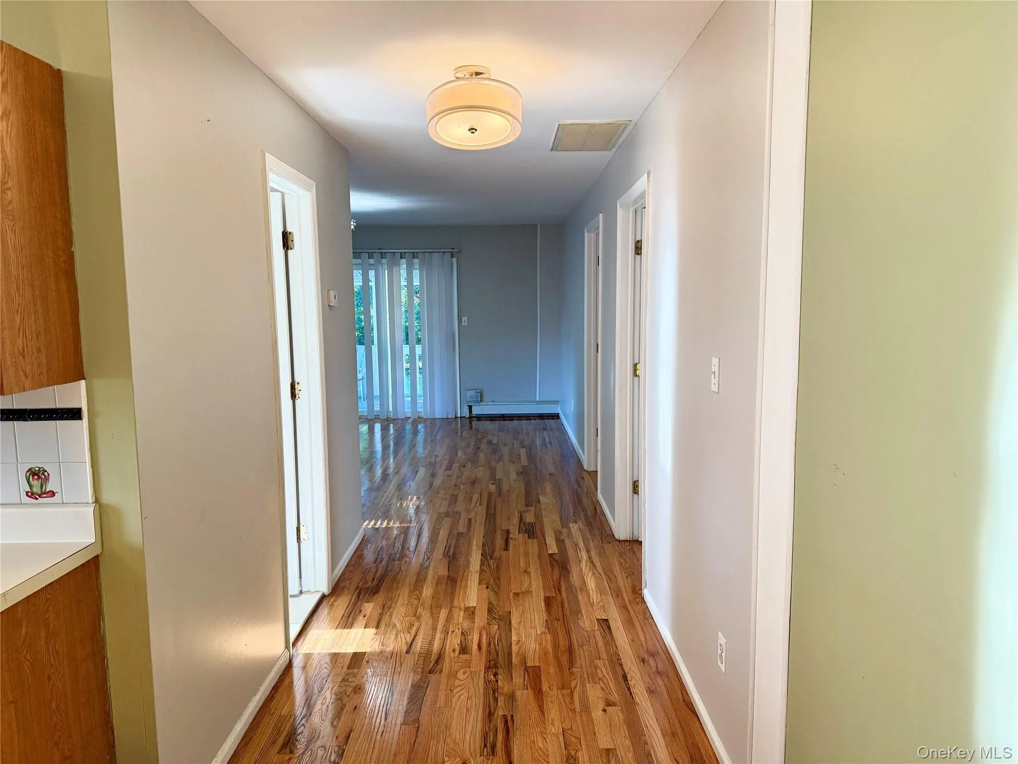 356 Woodfield Road, Hempstead, NY, 7 Bedrooms Bedrooms, 12 Rooms Rooms,4 BathroomsBathrooms,Residential,For Rent,Woodfield,0,1033019 356 Woodfield Road, Hempstead, NY, 7 Bedrooms Bedrooms, 12 Rooms Rooms,4 BathroomsBathrooms,Residential,For Rent,Woodfield,0,1033019