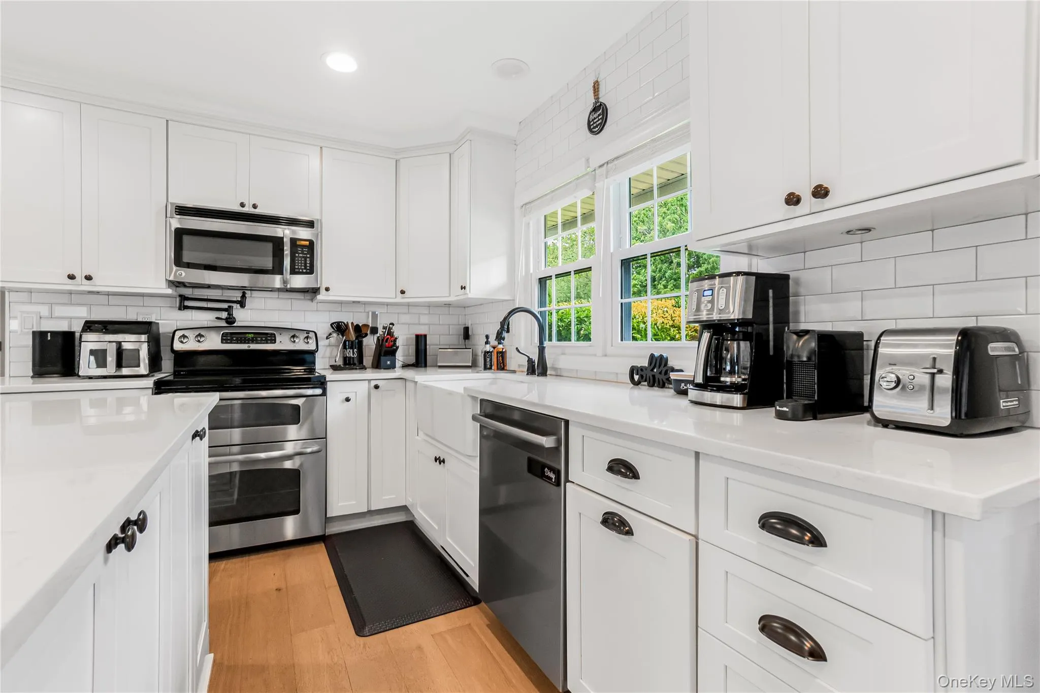 93 Duckpond Drive, Hempstead, NY, 4 Bedrooms Bedrooms, 8 Rooms Rooms,2 BathroomsBathrooms,Residential,For Rent,Duckpond,0,1033021 93 Duckpond Drive, Hempstead, NY, 4 Bedrooms Bedrooms, 8 Rooms Rooms,2 BathroomsBathrooms,Residential,For Rent,Duckpond,0,1033021
