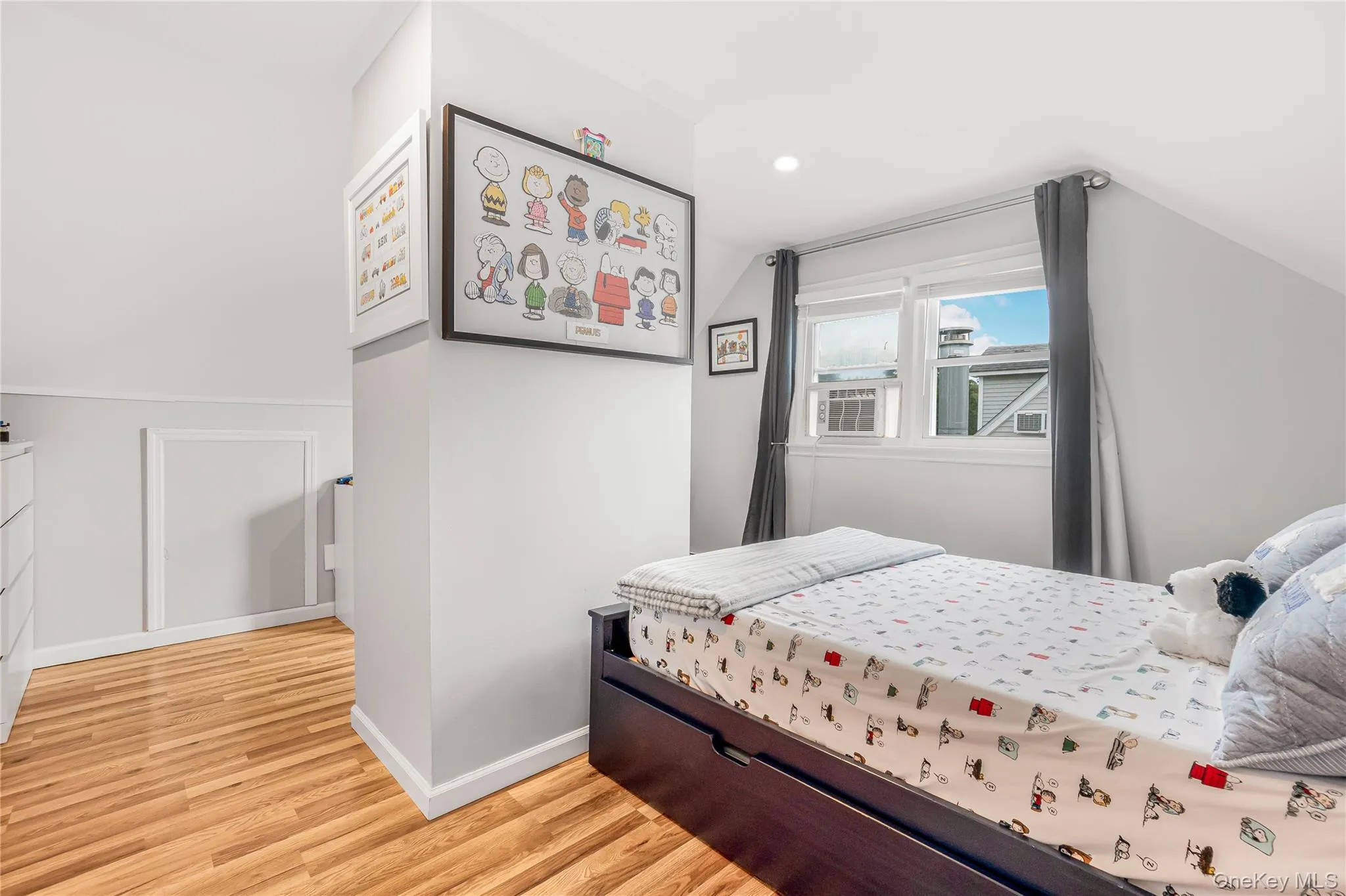 93 Duckpond Drive, Hempstead, NY, 4 Bedrooms Bedrooms, 8 Rooms Rooms,2 BathroomsBathrooms,Residential,For Rent,Duckpond,0,1033021 93 Duckpond Drive, Hempstead, NY, 4 Bedrooms Bedrooms, 8 Rooms Rooms,2 BathroomsBathrooms,Residential,For Rent,Duckpond,0,1033021