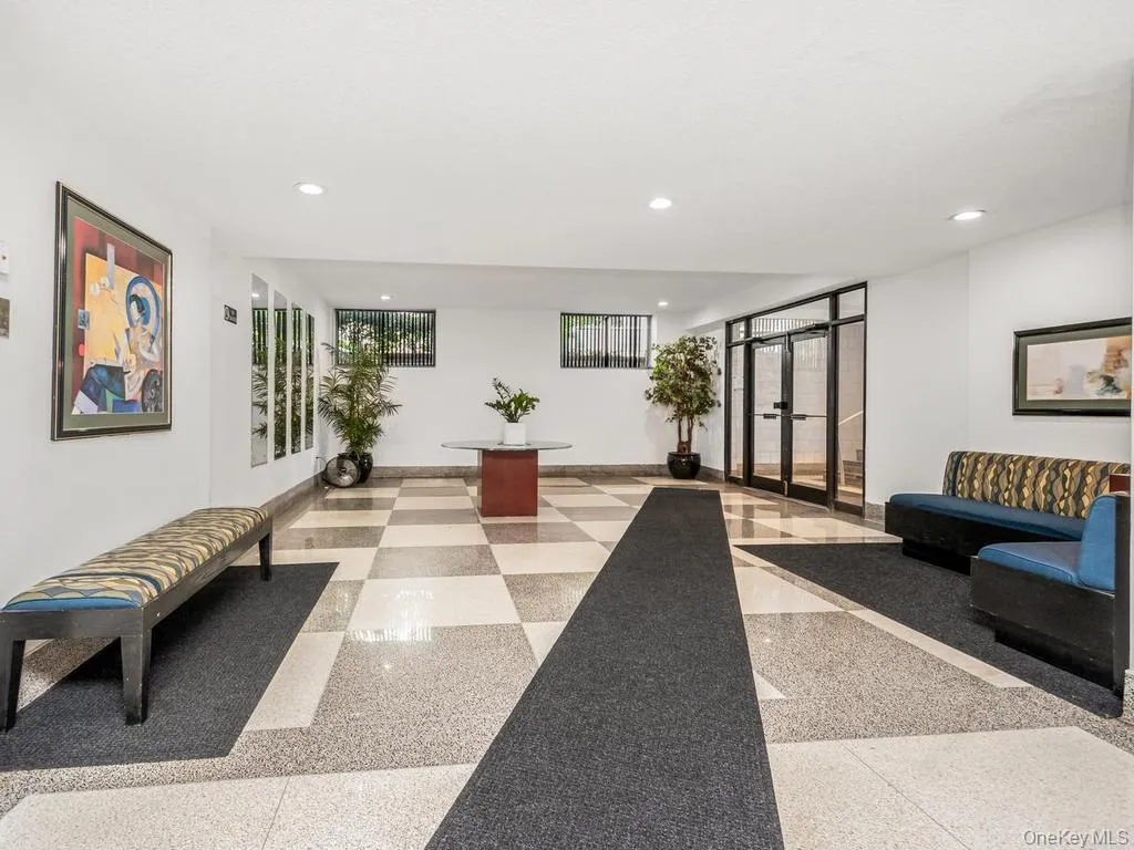 2736 Independence Avenue, New York, NY, 1 Bedroom Bedrooms, 3 Rooms Rooms,1 BathroomBathrooms,Residential,For Rent,Independence,0,1033022 2736 Independence Avenue, New York, NY, 1 Bedroom Bedrooms, 3 Rooms Rooms,1 BathroomBathrooms,Residential,For Rent,Independence,0,1033022
